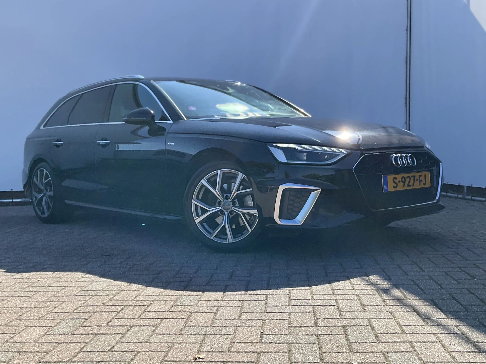 Hoofdafbeelding Audi A4