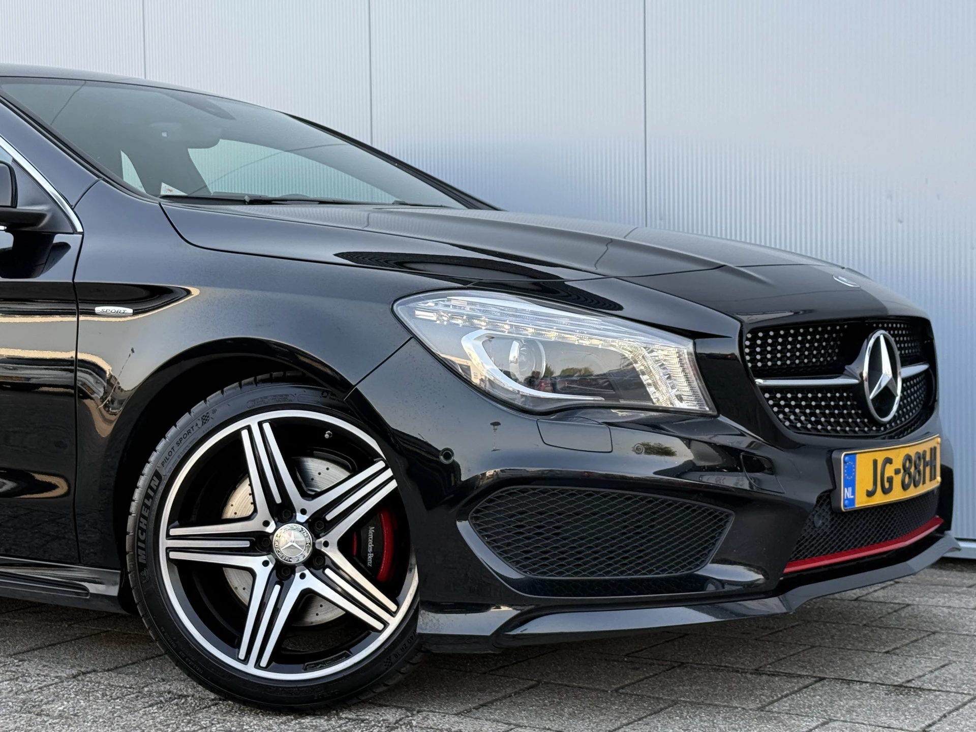 Hoofdafbeelding Mercedes-Benz CLA