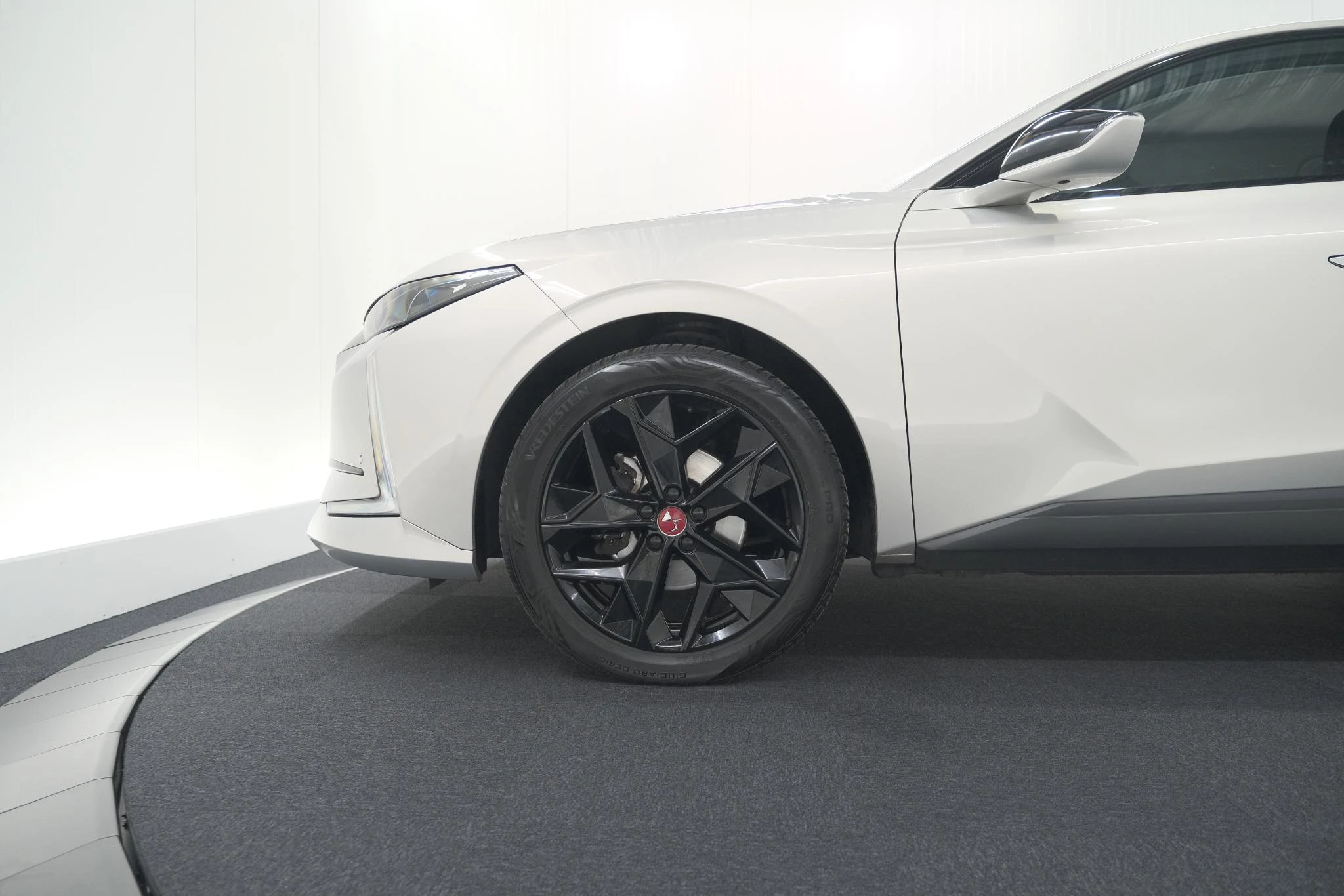 Hoofdafbeelding DS DS 4