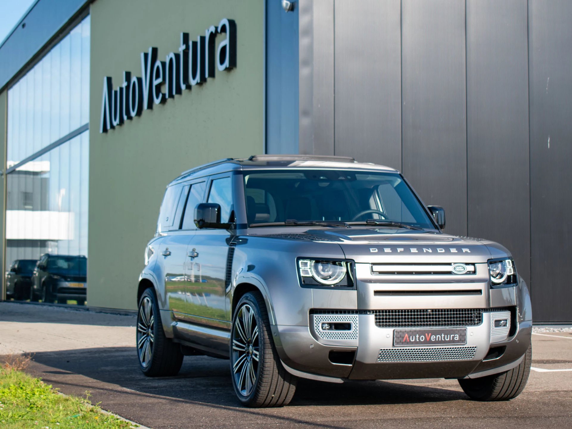 Hoofdafbeelding Land Rover Defender