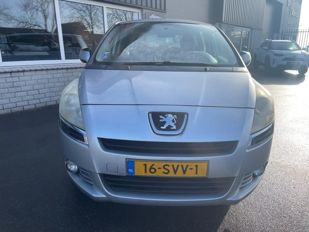Hoofdafbeelding Peugeot 5008