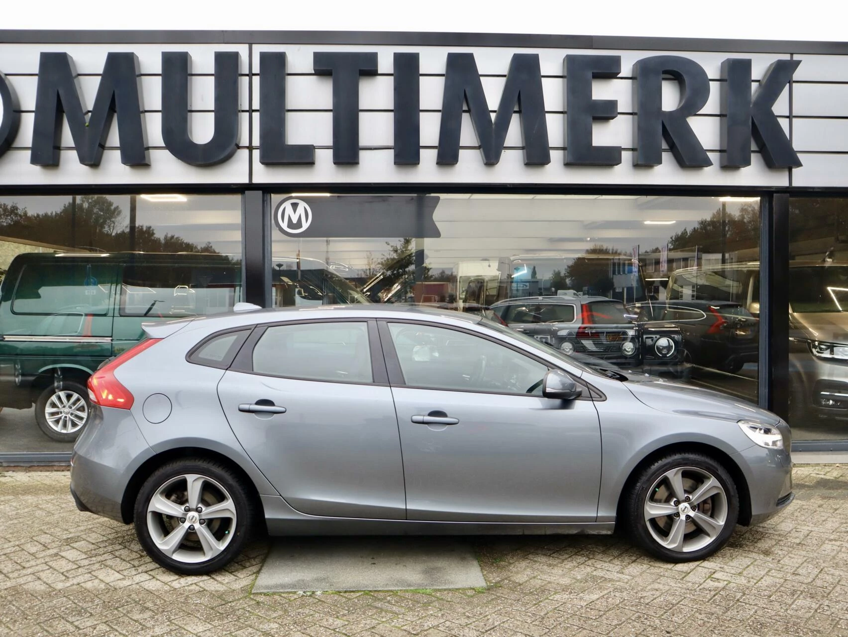 Hoofdafbeelding Volvo V40