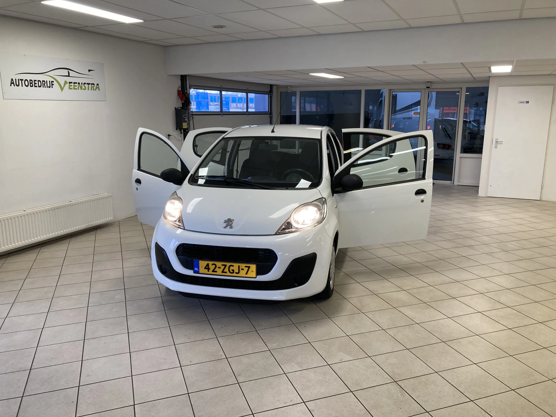 Hoofdafbeelding Peugeot 107