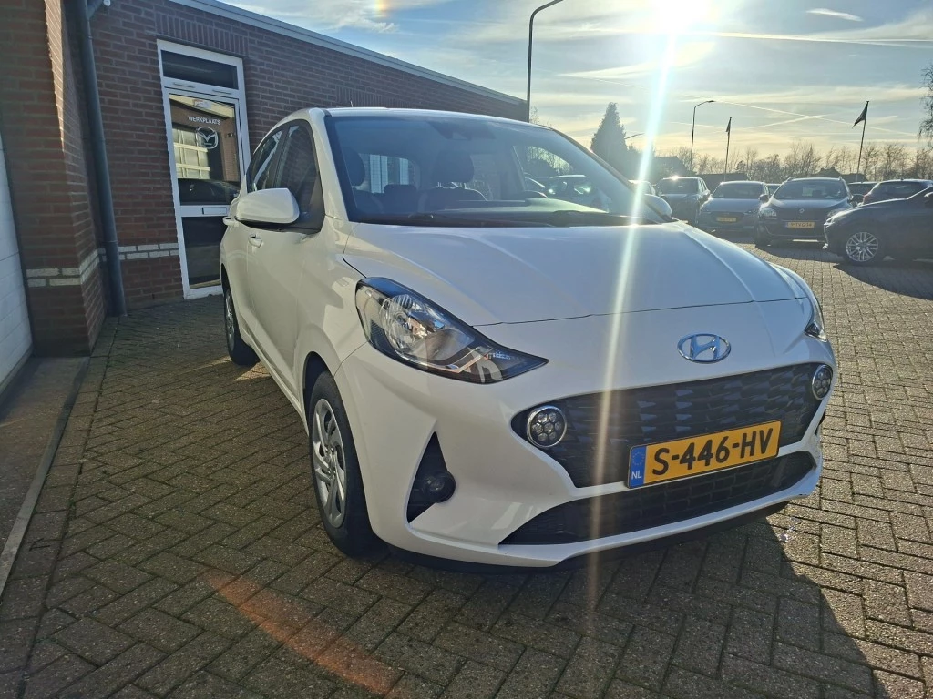 Hoofdafbeelding Hyundai i10