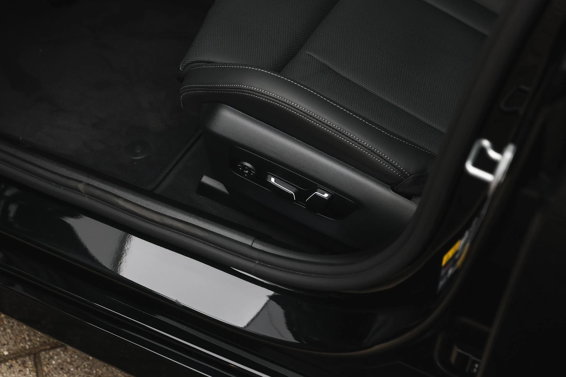 Hoofdafbeelding BMW i5