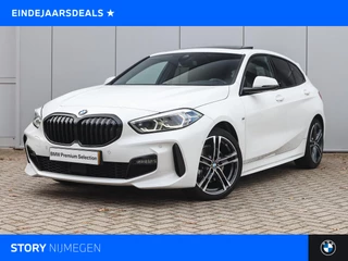 BMW 1 Serie 118i High Executive M Sport Automaat / Panoramadak / Sportstoelen / Achteruitrijcamera / Adaptieve LED / M Sportonderstel / Stoelverwarming / Live Cockpit Professional