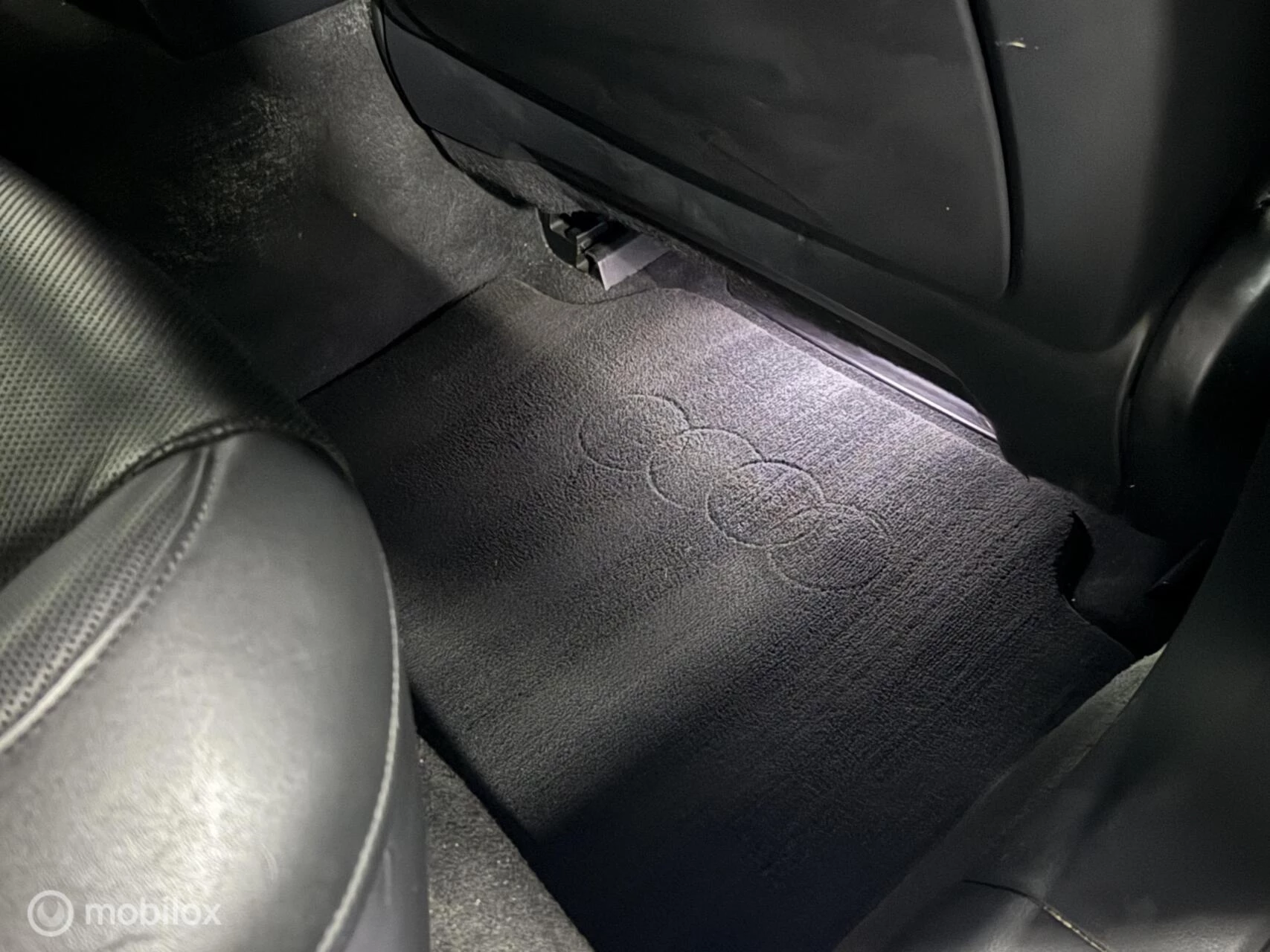 Hoofdafbeelding Audi A8