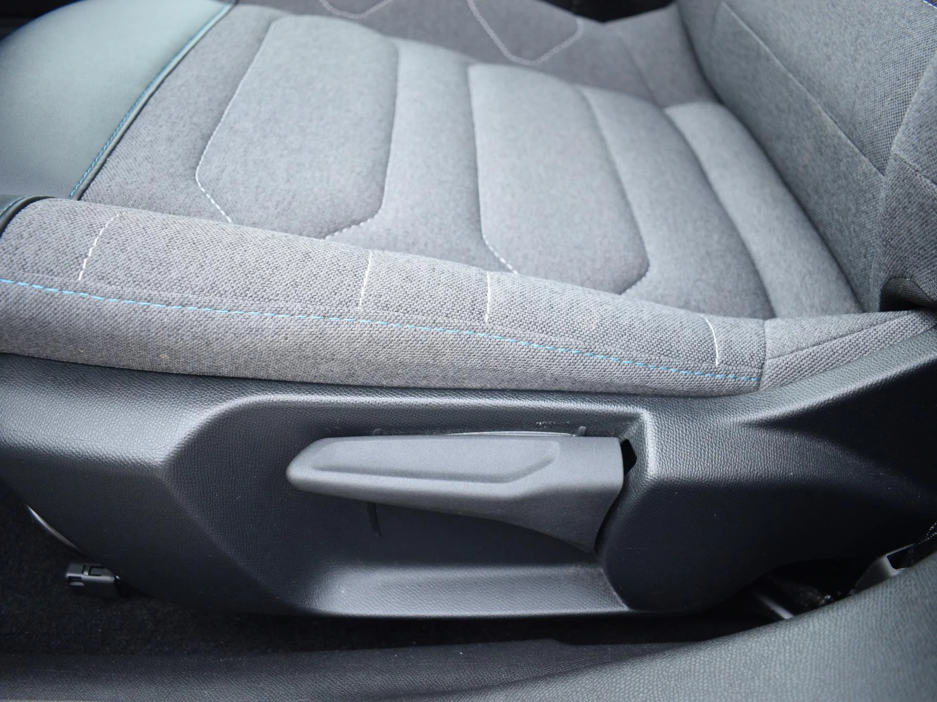 Hoofdafbeelding Citroën ë-C4