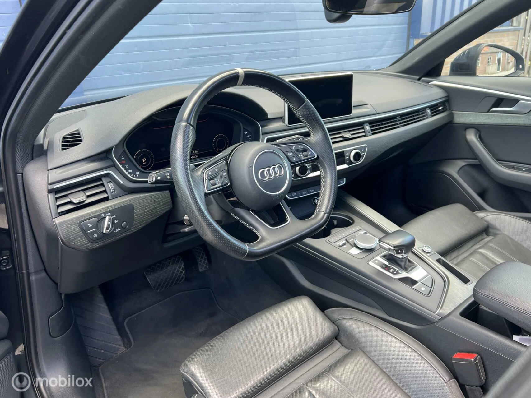 Hoofdafbeelding Audi A4