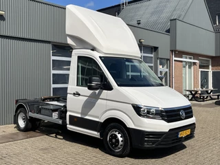 Volkswagen Crafter 50 2.0 TDI Be-trekker Automaat 7 Ton 4525kg Trekgewicht Airco Cruise controle Apple carplay Bluetooth Navigatiesysteem Tachograaf Euro 6 3-Persoons