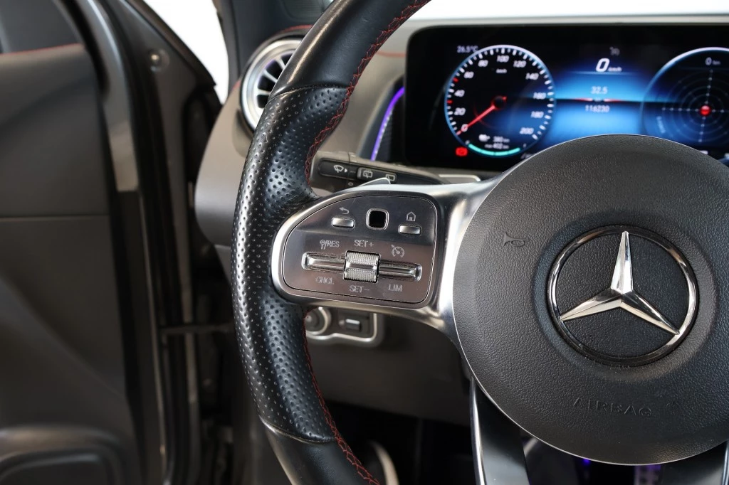 Hoofdafbeelding Mercedes-Benz EQB