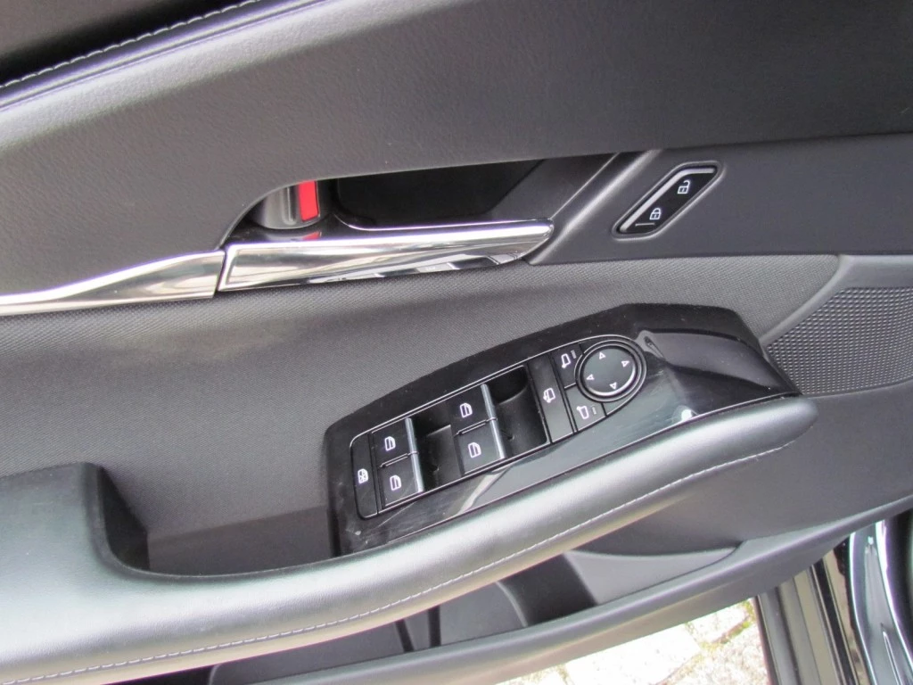 Hoofdafbeelding Mazda CX-30