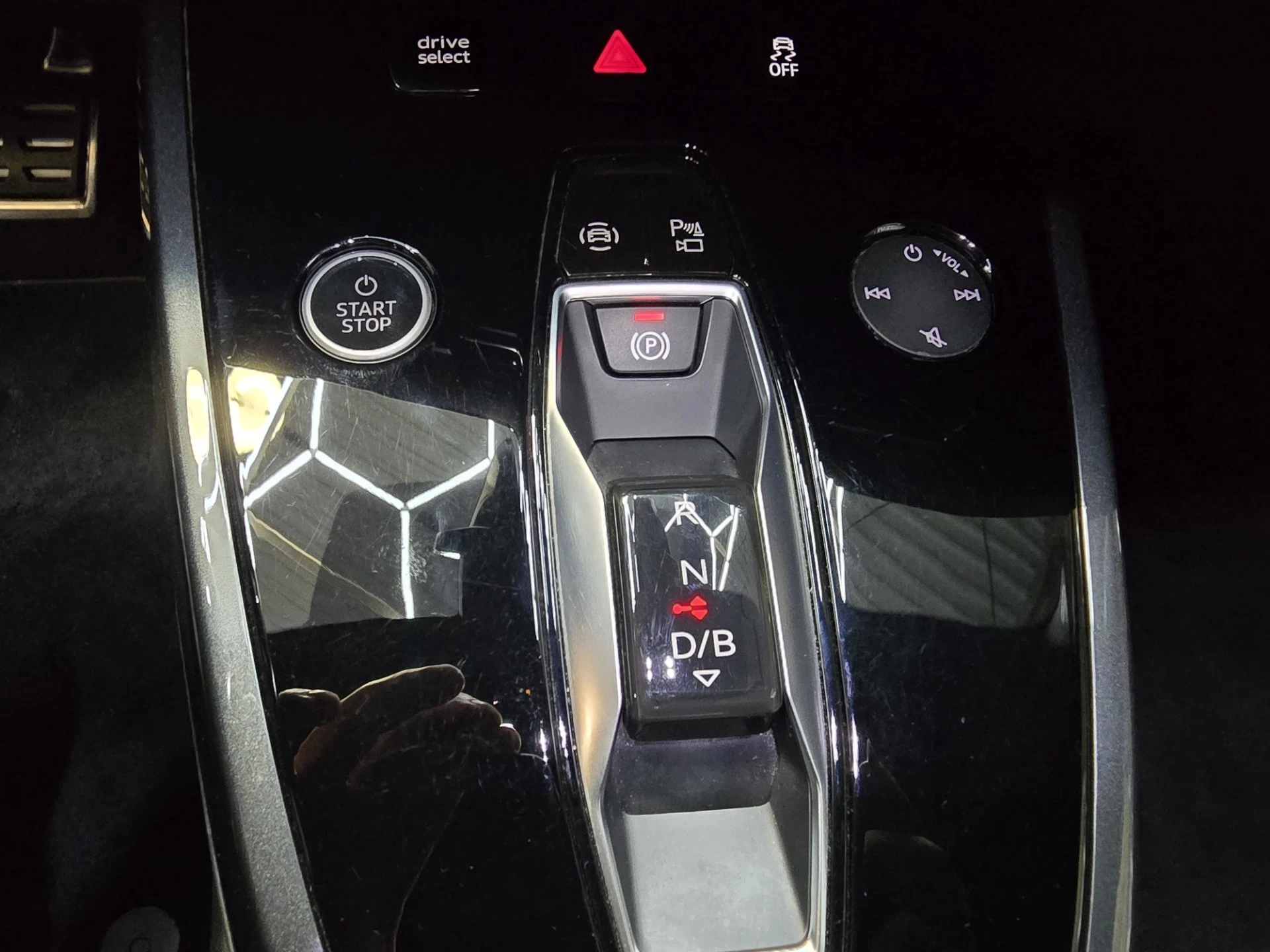 Hoofdafbeelding Audi Q4 e-tron