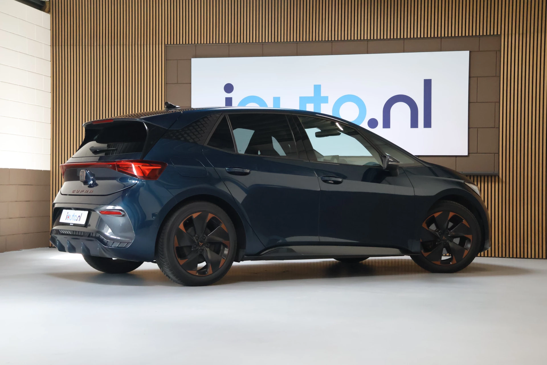 Hoofdafbeelding CUPRA Born