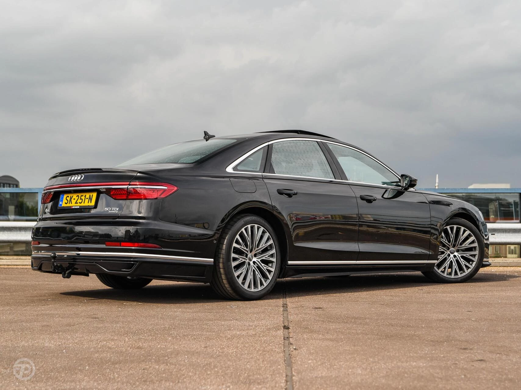 Hoofdafbeelding Audi A8