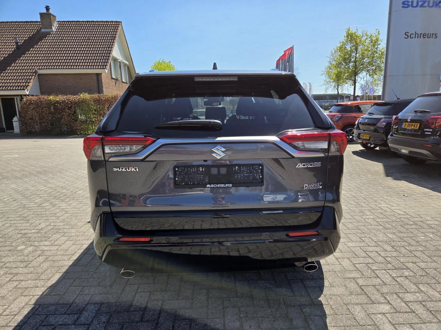 Hoofdafbeelding Suzuki Across