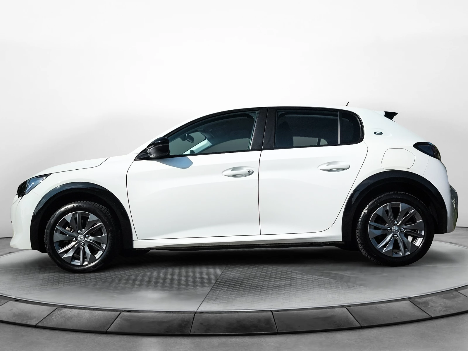 Hoofdafbeelding Peugeot e-208