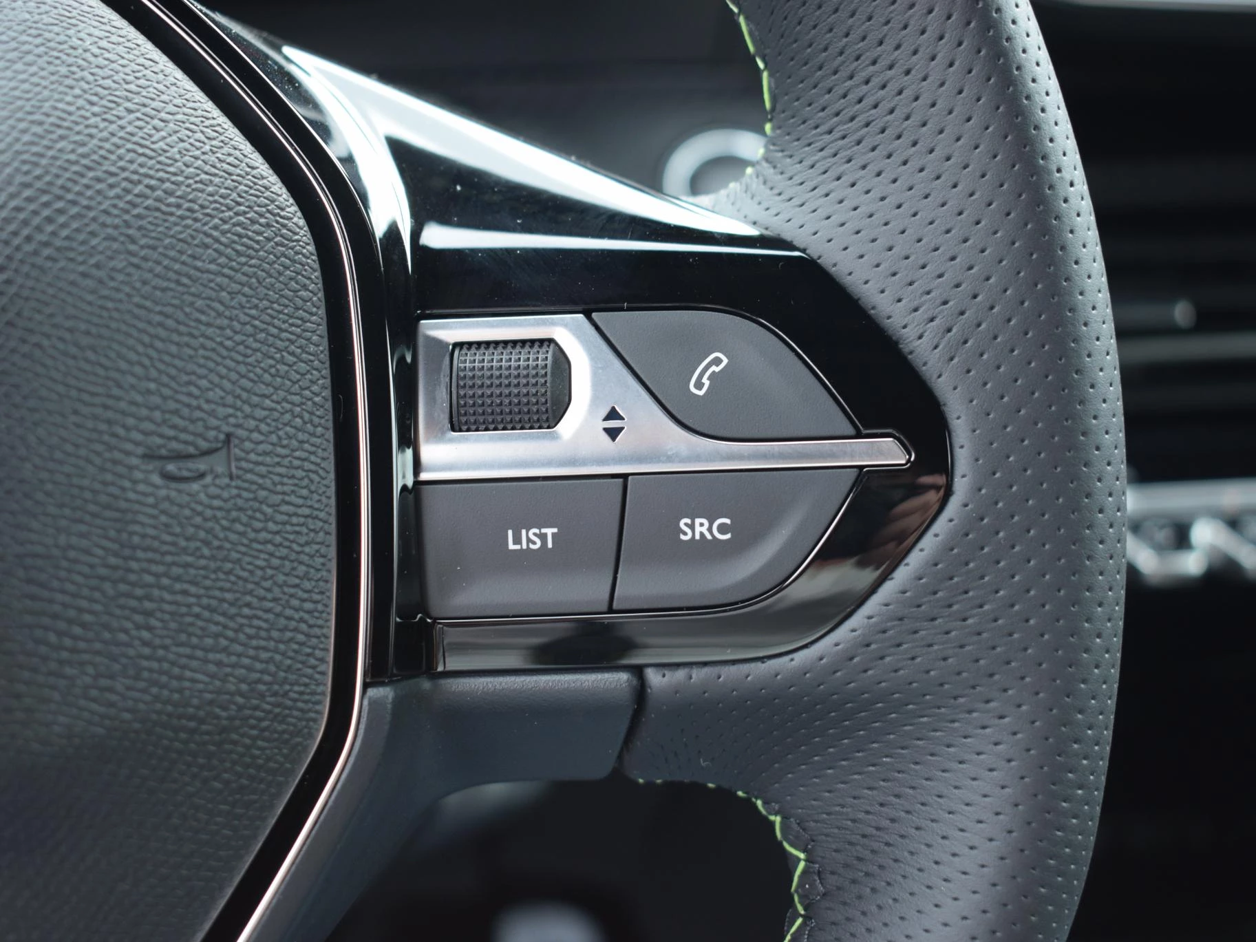 Hoofdafbeelding Peugeot e-208