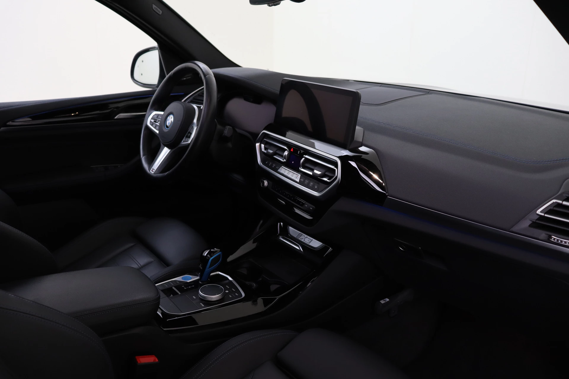 Hoofdafbeelding BMW iX3