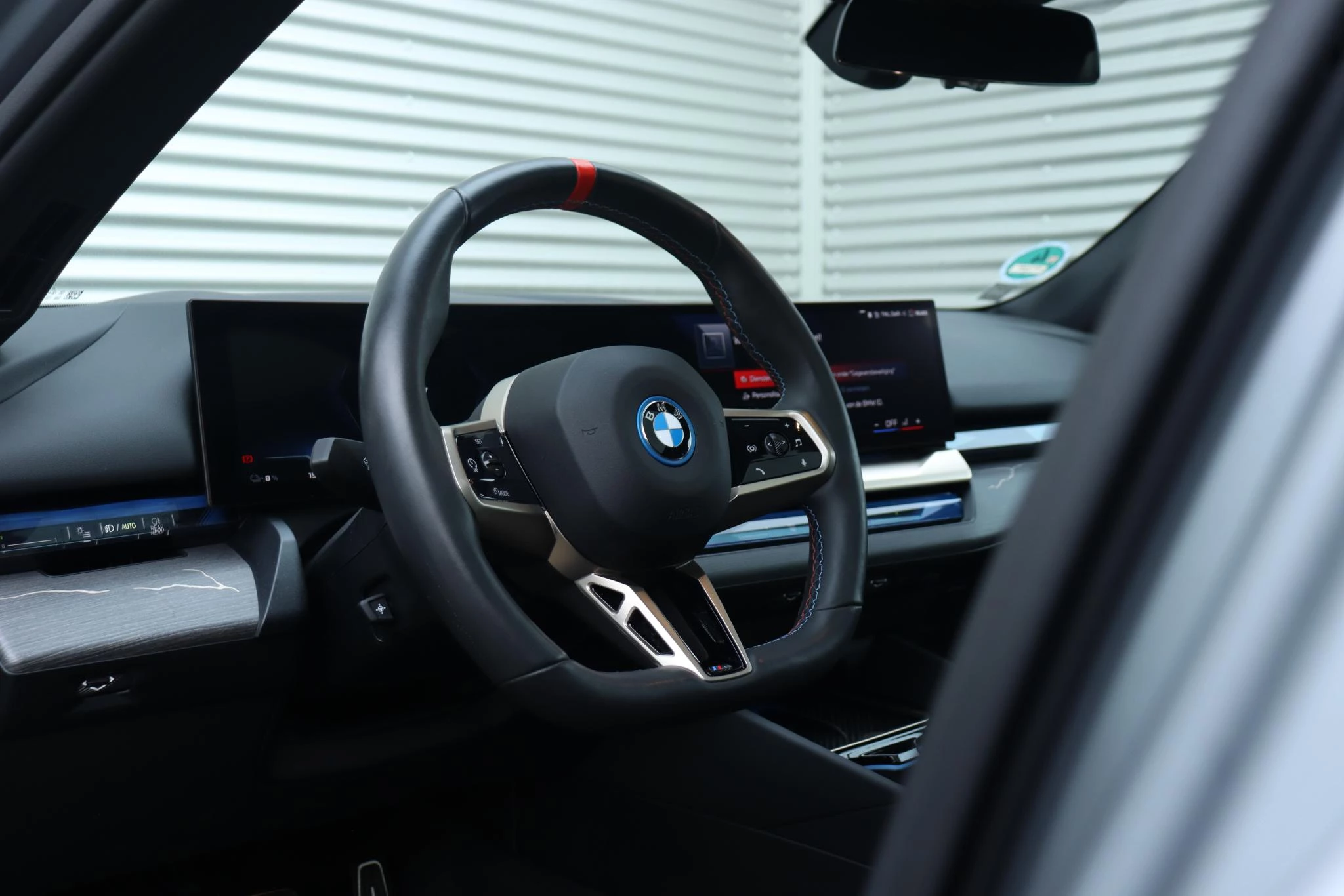 Hoofdafbeelding BMW i5