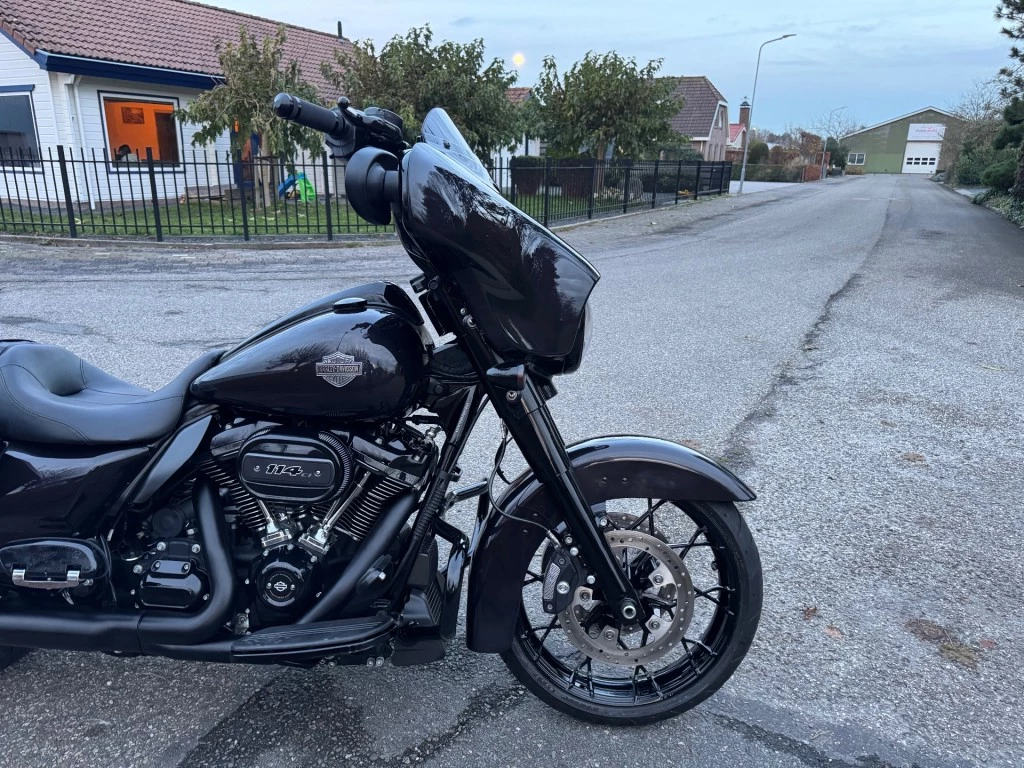 Hoofdafbeelding Harley-Davidson Street Glide