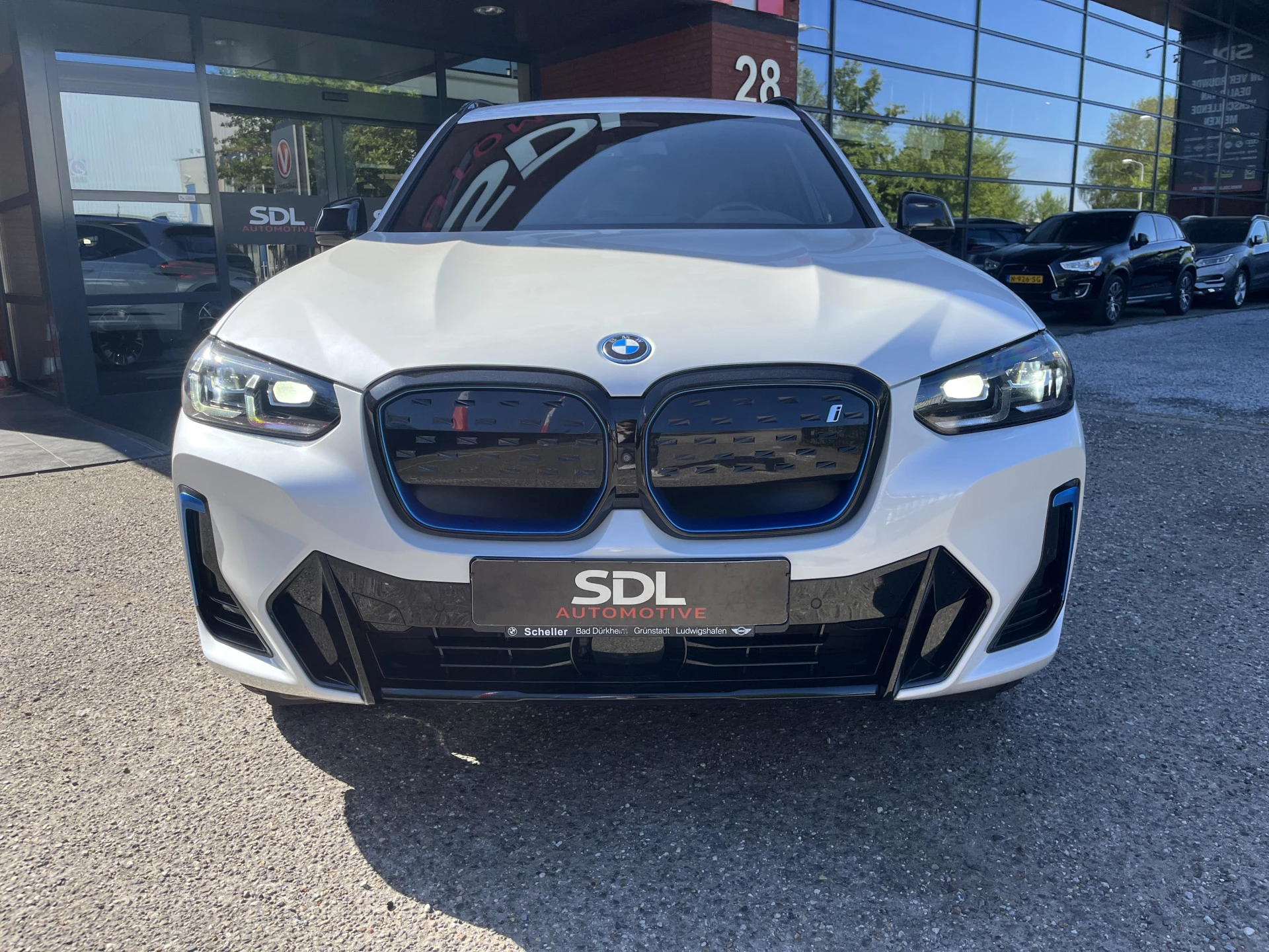 Hoofdafbeelding BMW iX3
