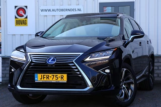 Hoofdafbeelding Lexus RX Lexus RX 450h 4WD President Line*1ste Eig!*Fabrieksgarantie.t/m07-2028*Perfect Lexus Onderh.*Pano/Mark Lev./360Camera/Keyless/HUD/LED/Leder/Stoelverw.V+A/Stoelkoeling/Dodehoek/Rijstrook/Parkeersens.V+A/20 inch LM*