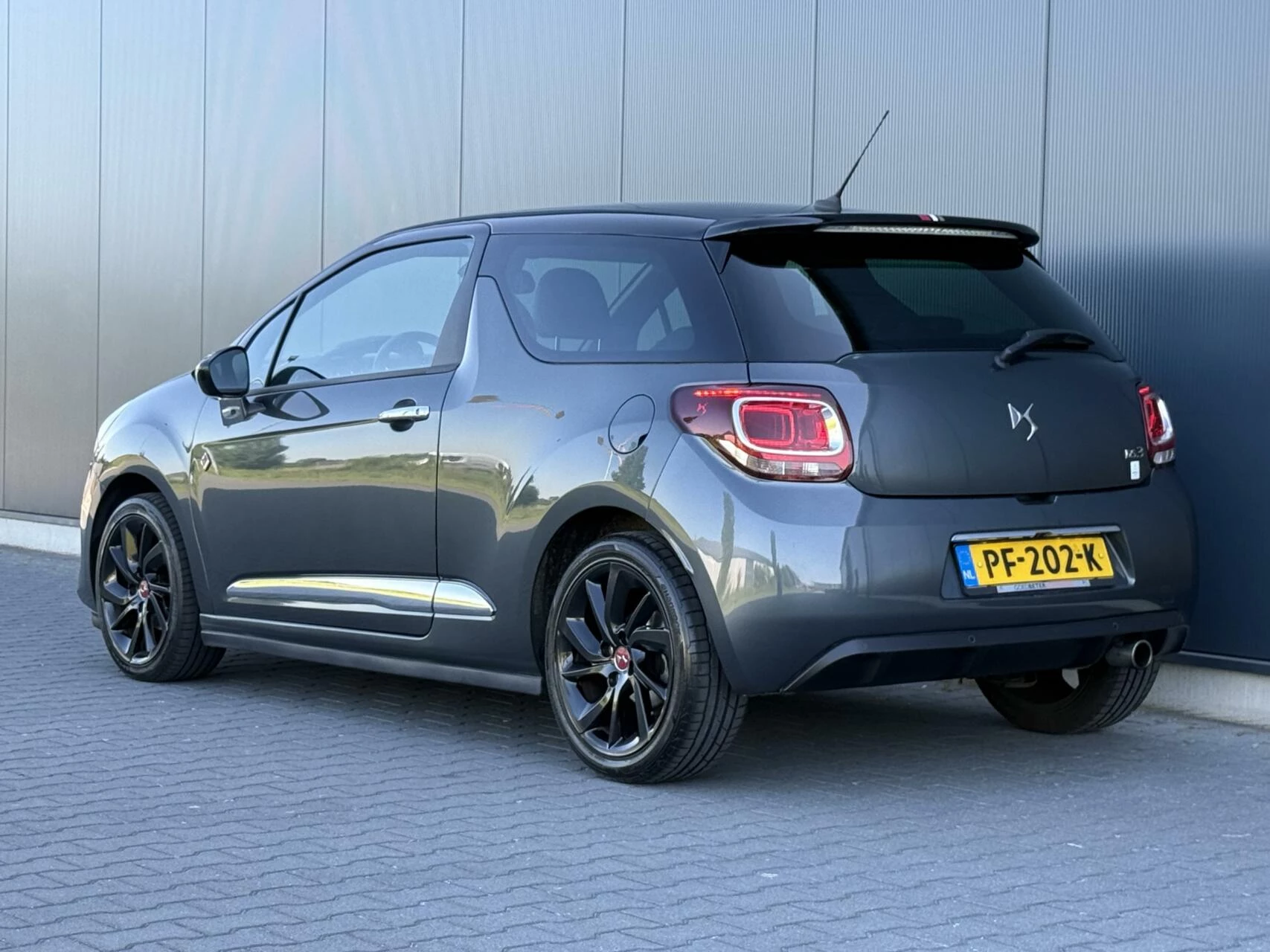 Hoofdafbeelding DS DS 3