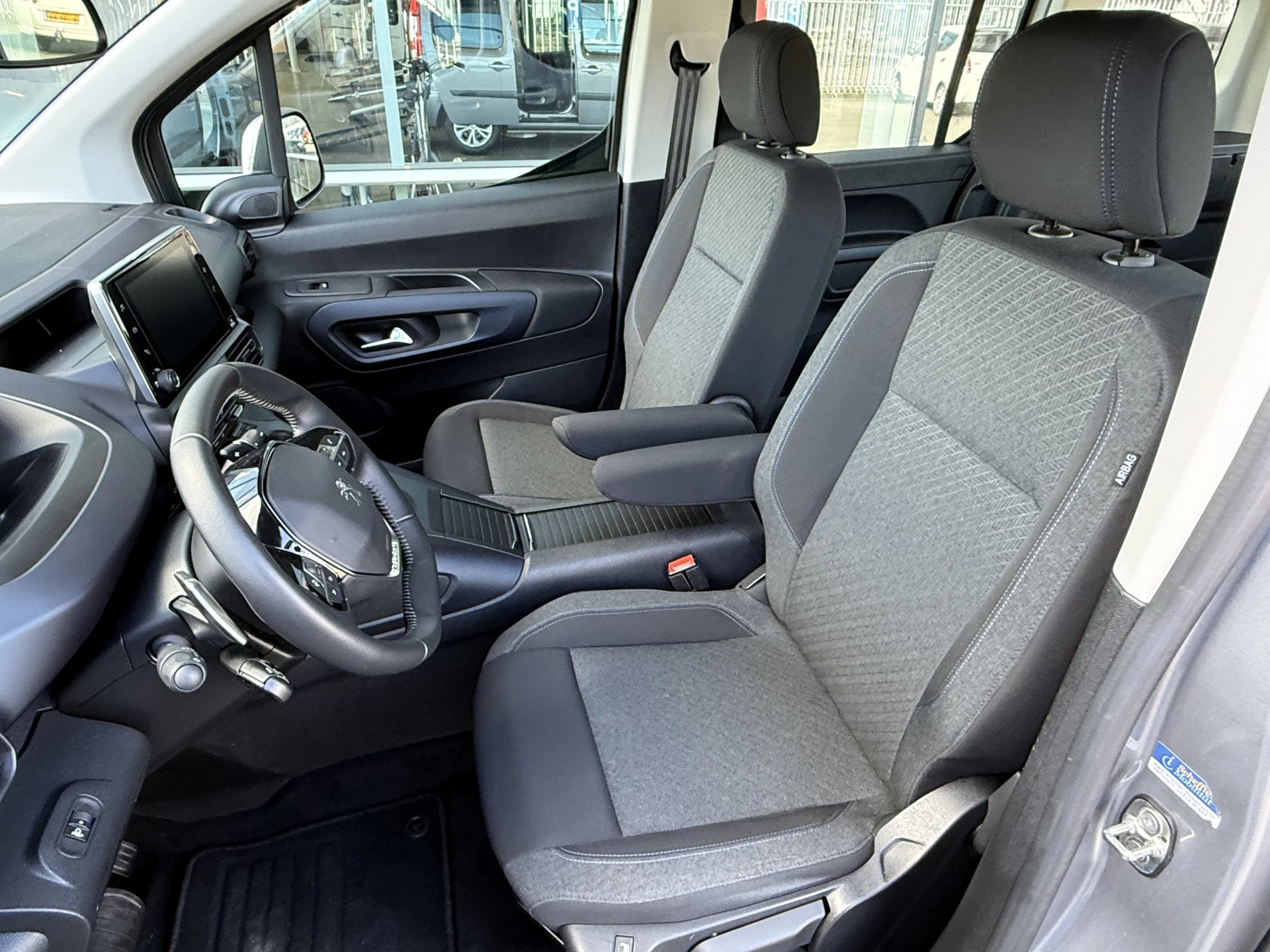 Hoofdafbeelding Peugeot Rifter