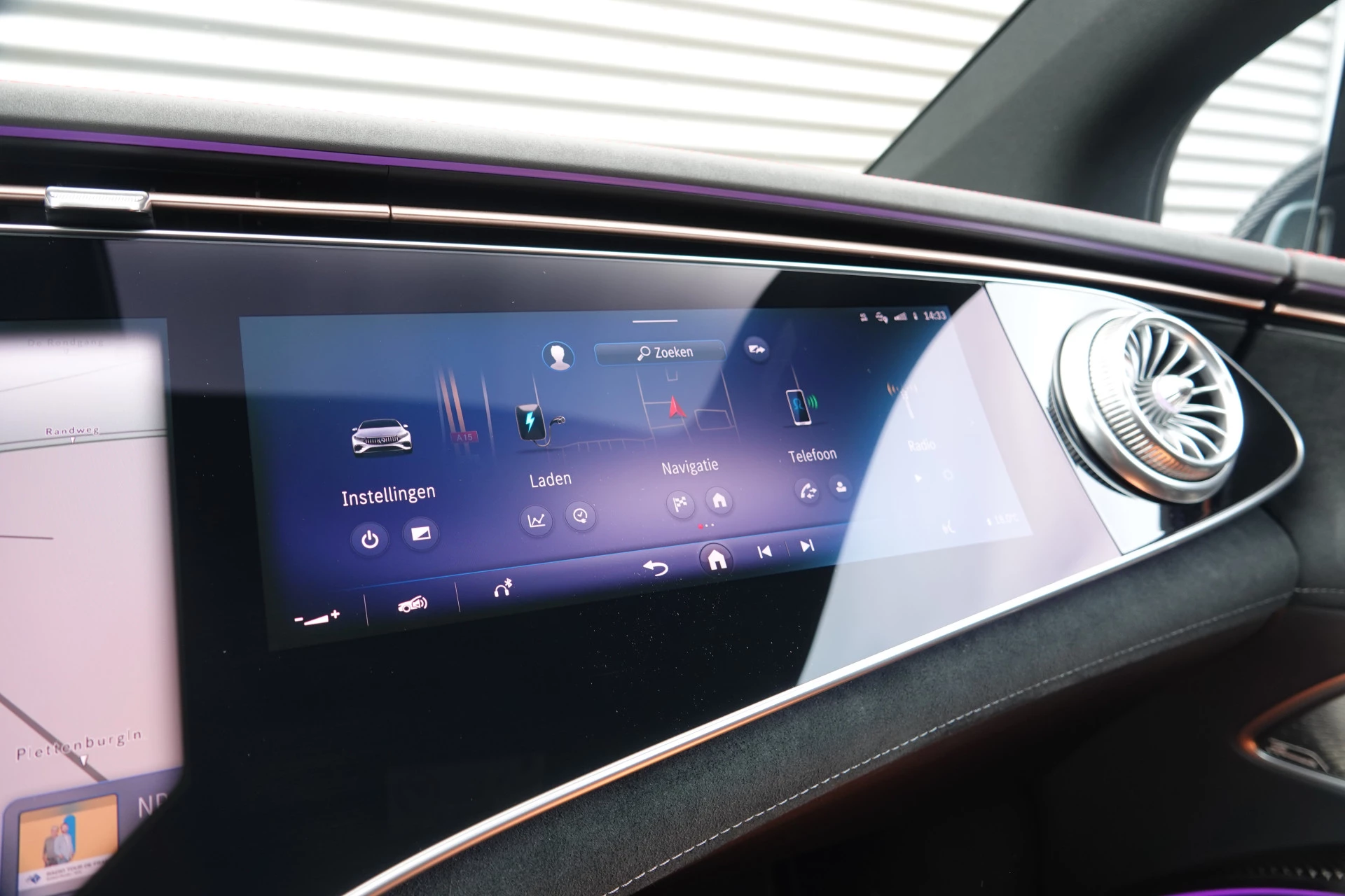 Hoofdafbeelding Mercedes-Benz EQS