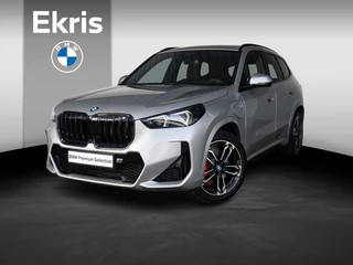 BMW X1 xDrive25e M Sportpakket | M Sportpakket Pro | Innovation Pack | Head Up Display | Schuif- kanteldak | Harman Kardon