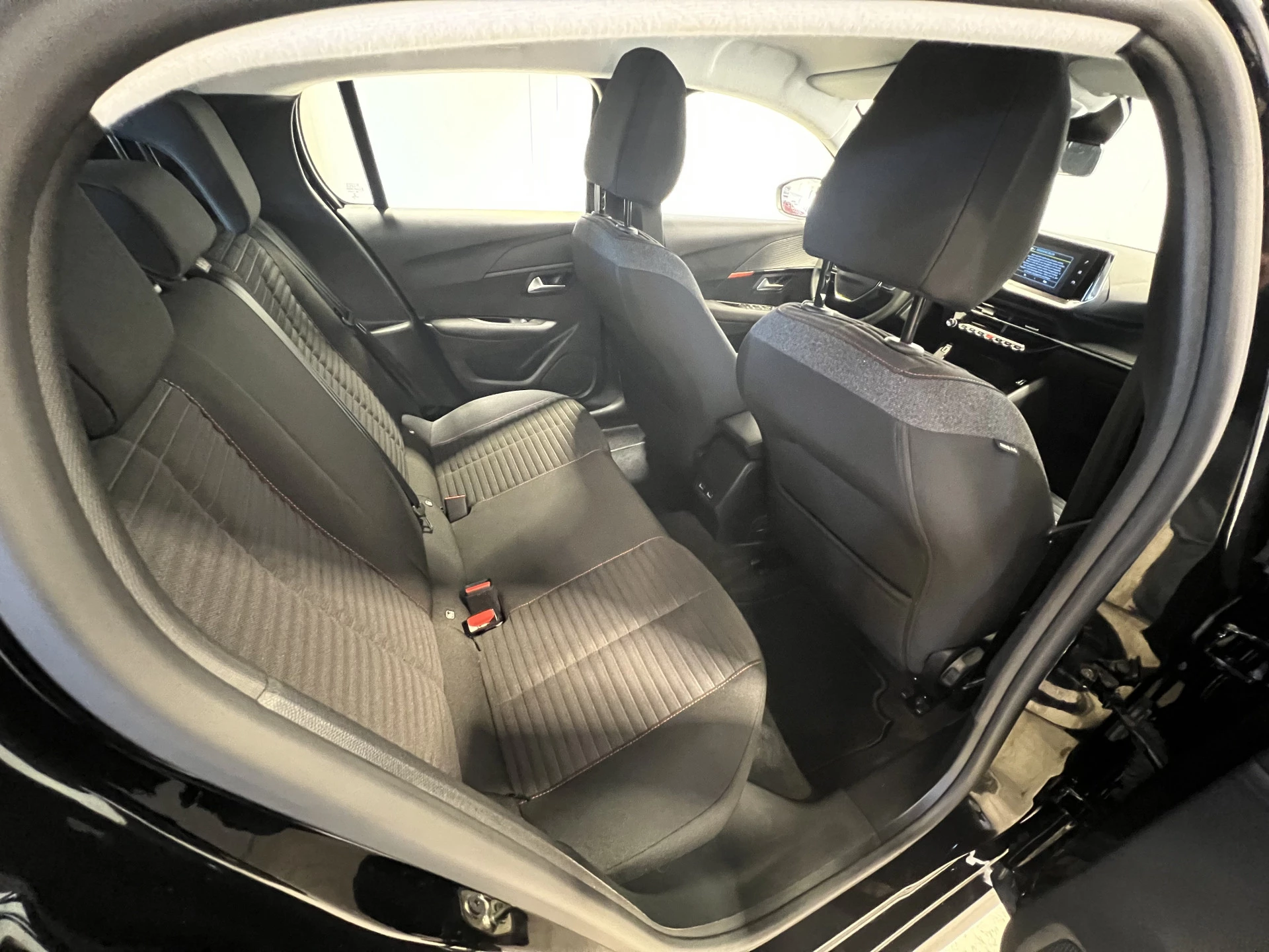 Hoofdafbeelding Peugeot e-208