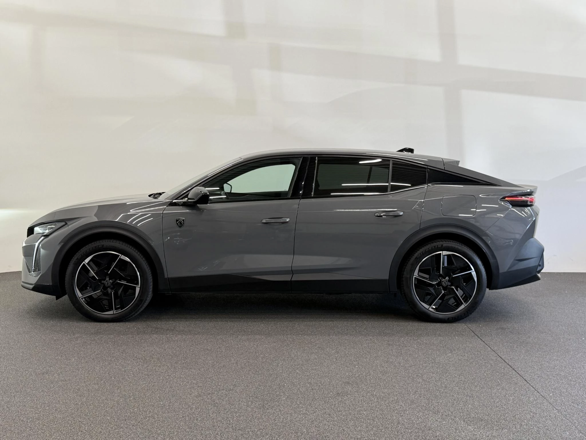 Hoofdafbeelding Peugeot 408