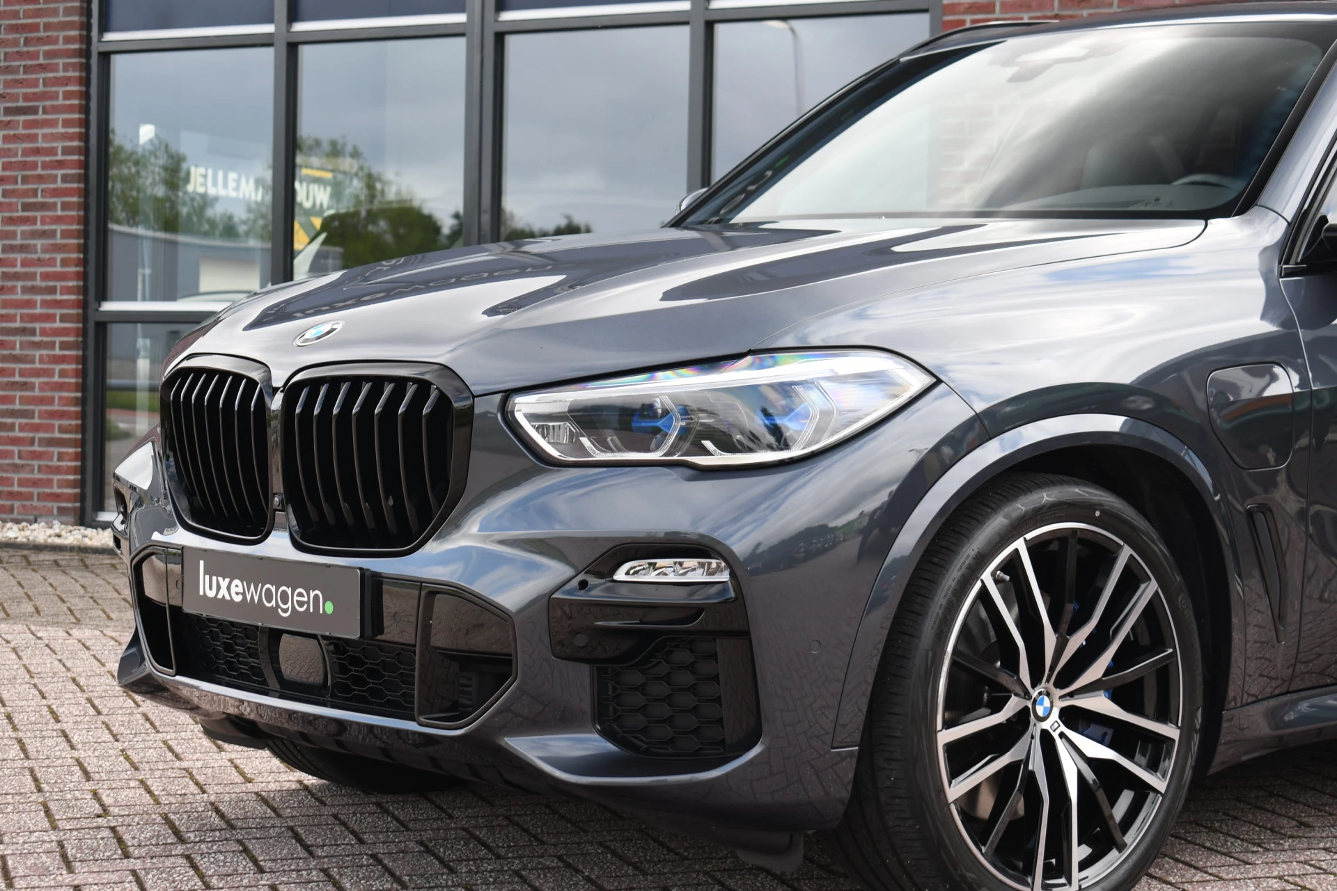 Hoofdafbeelding BMW X5