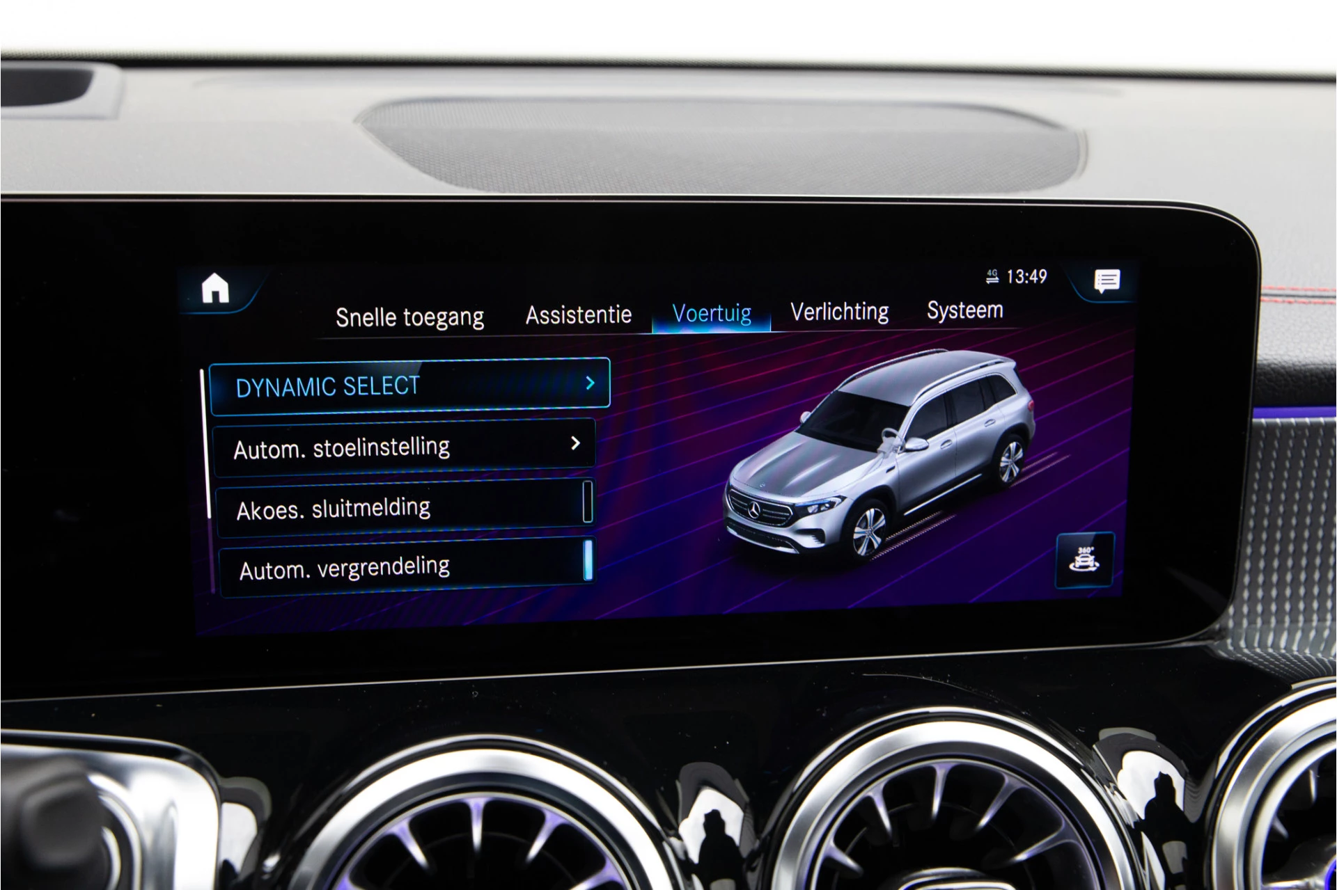 Hoofdafbeelding Mercedes-Benz EQB