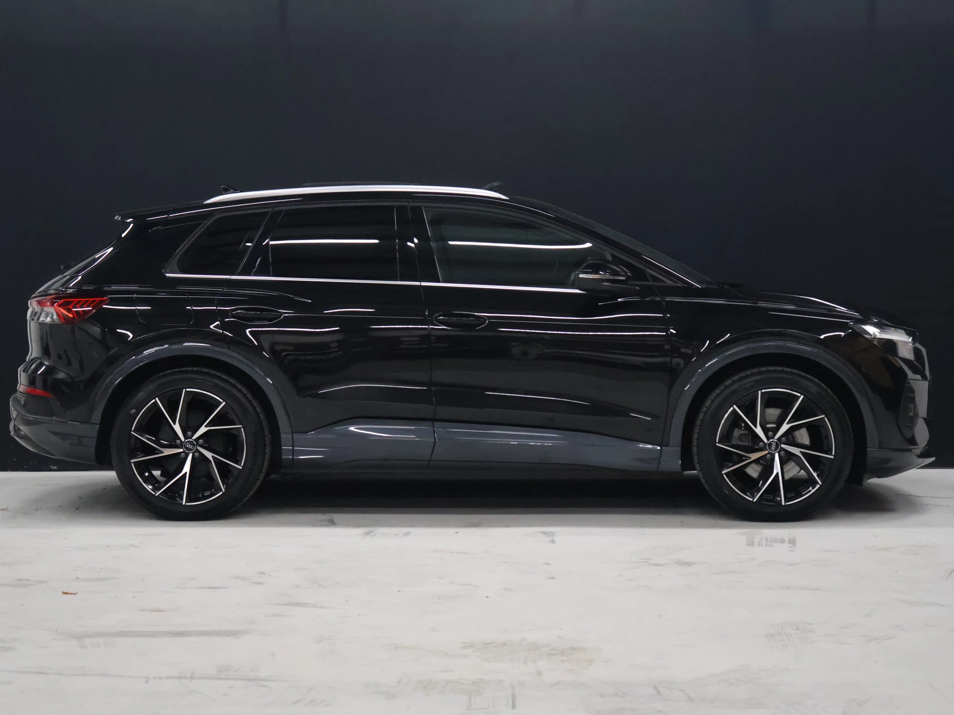 Hoofdafbeelding Audi Q4 e-tron