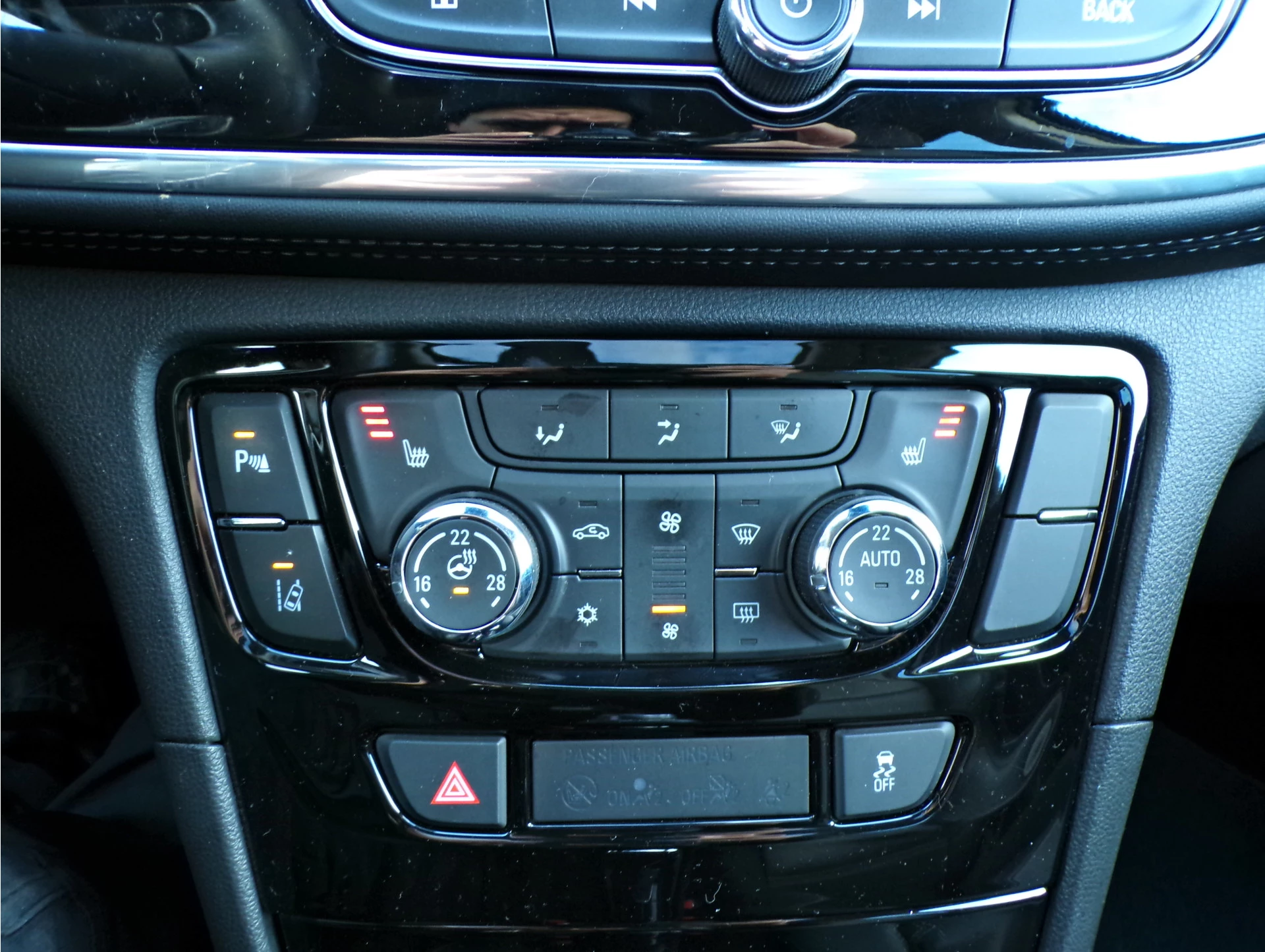 Hoofdafbeelding Opel Mokka X