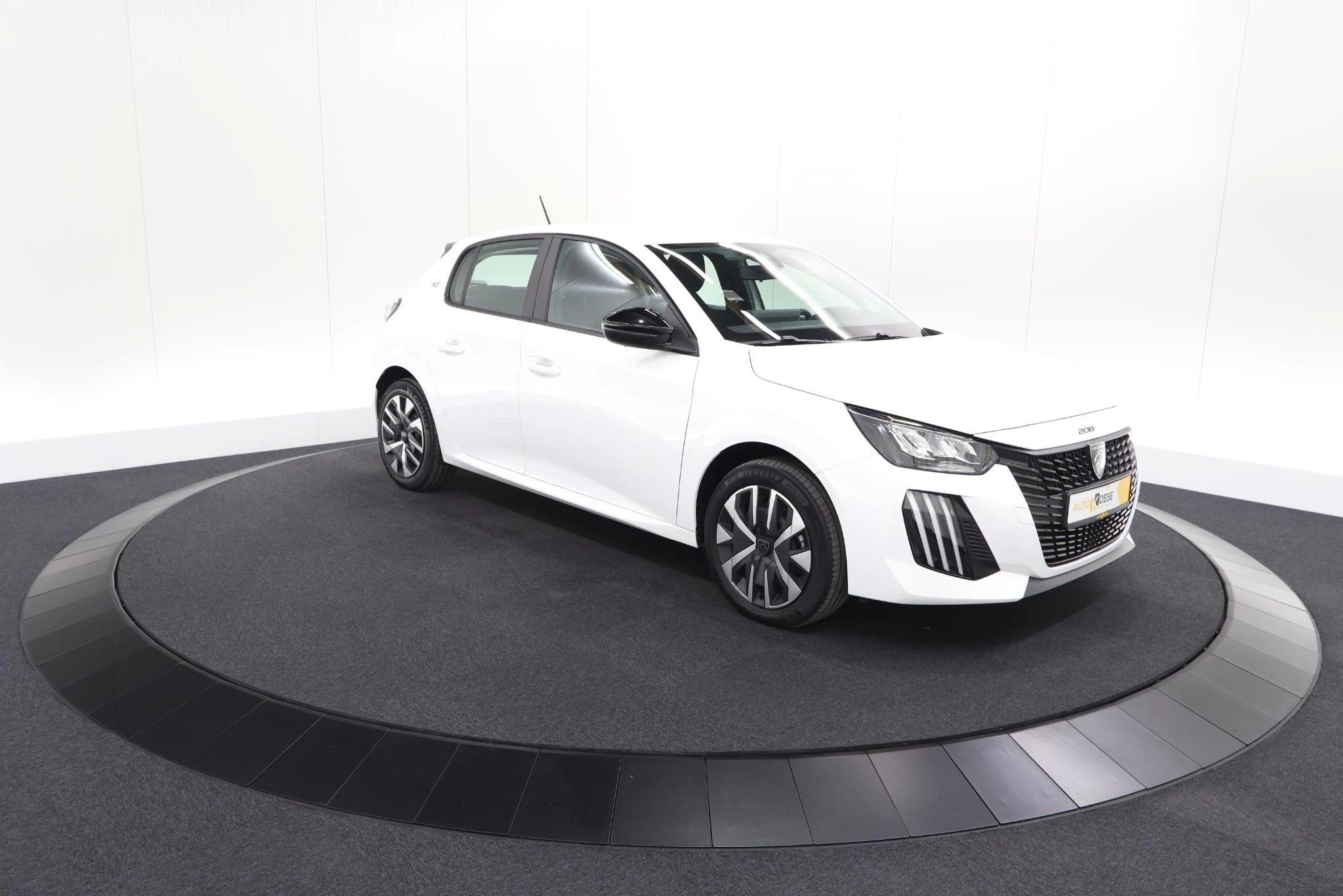 Hoofdafbeelding Peugeot e-208