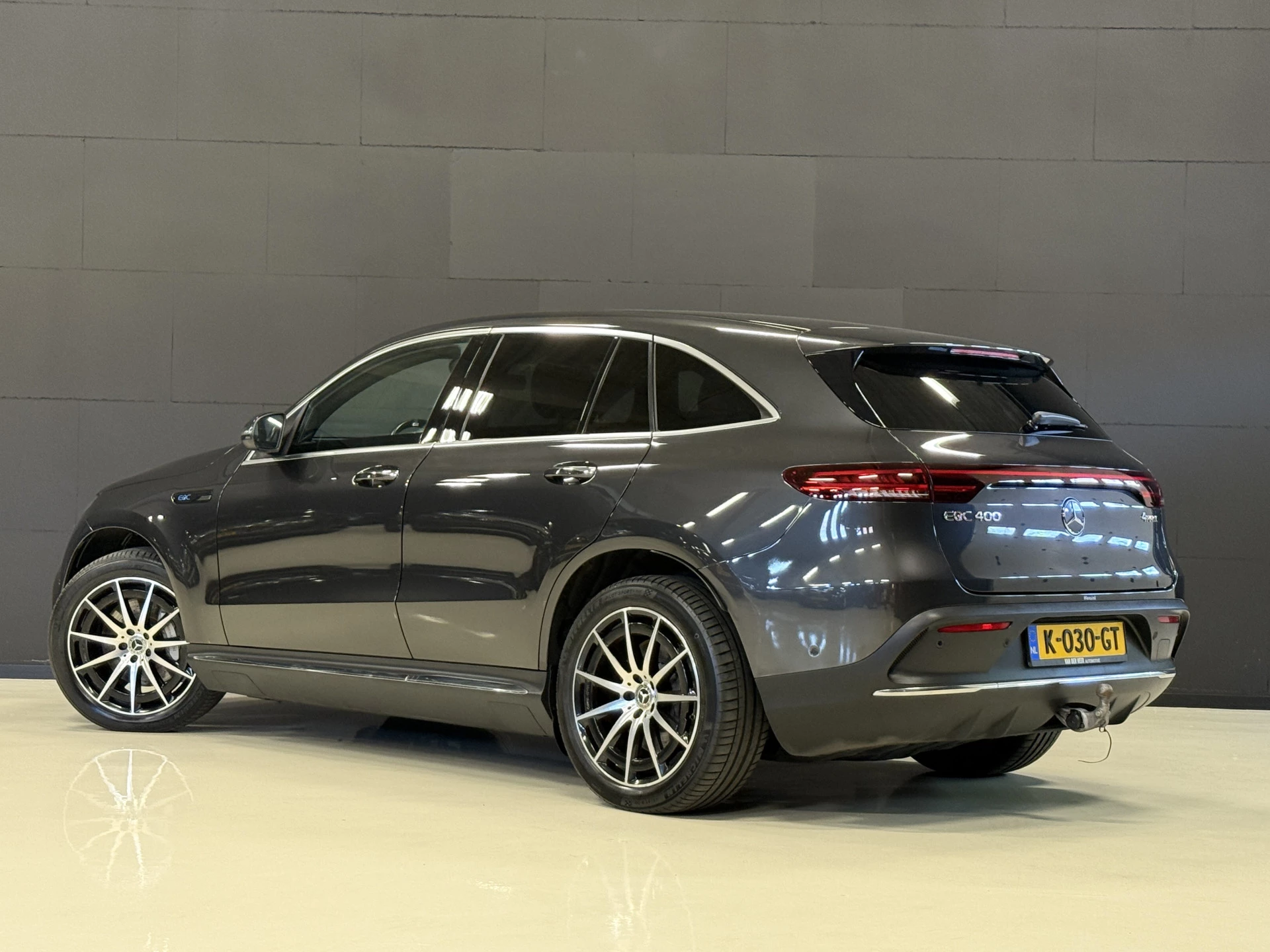 Hoofdafbeelding Mercedes-Benz EQC