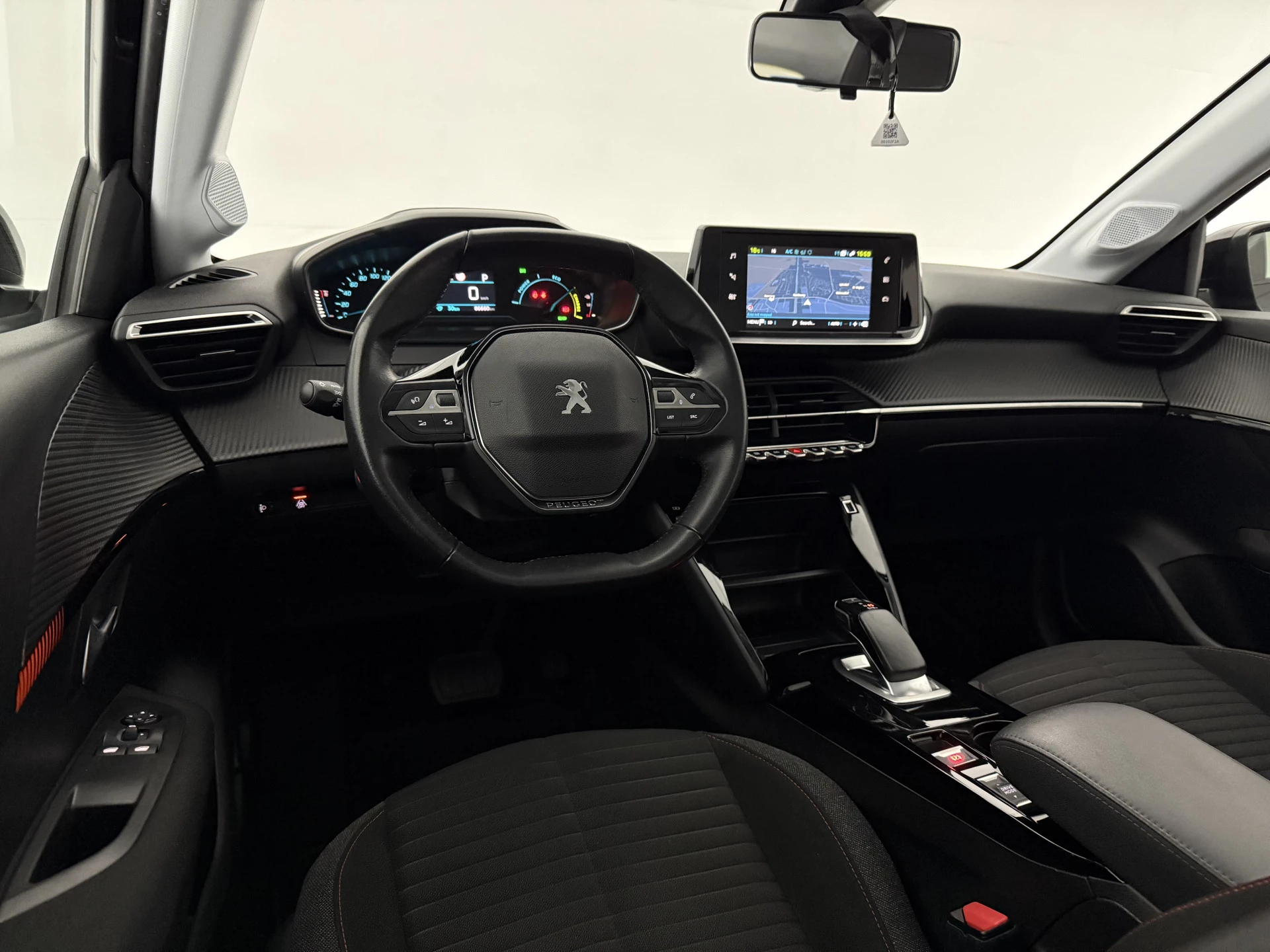 Hoofdafbeelding Peugeot e-208