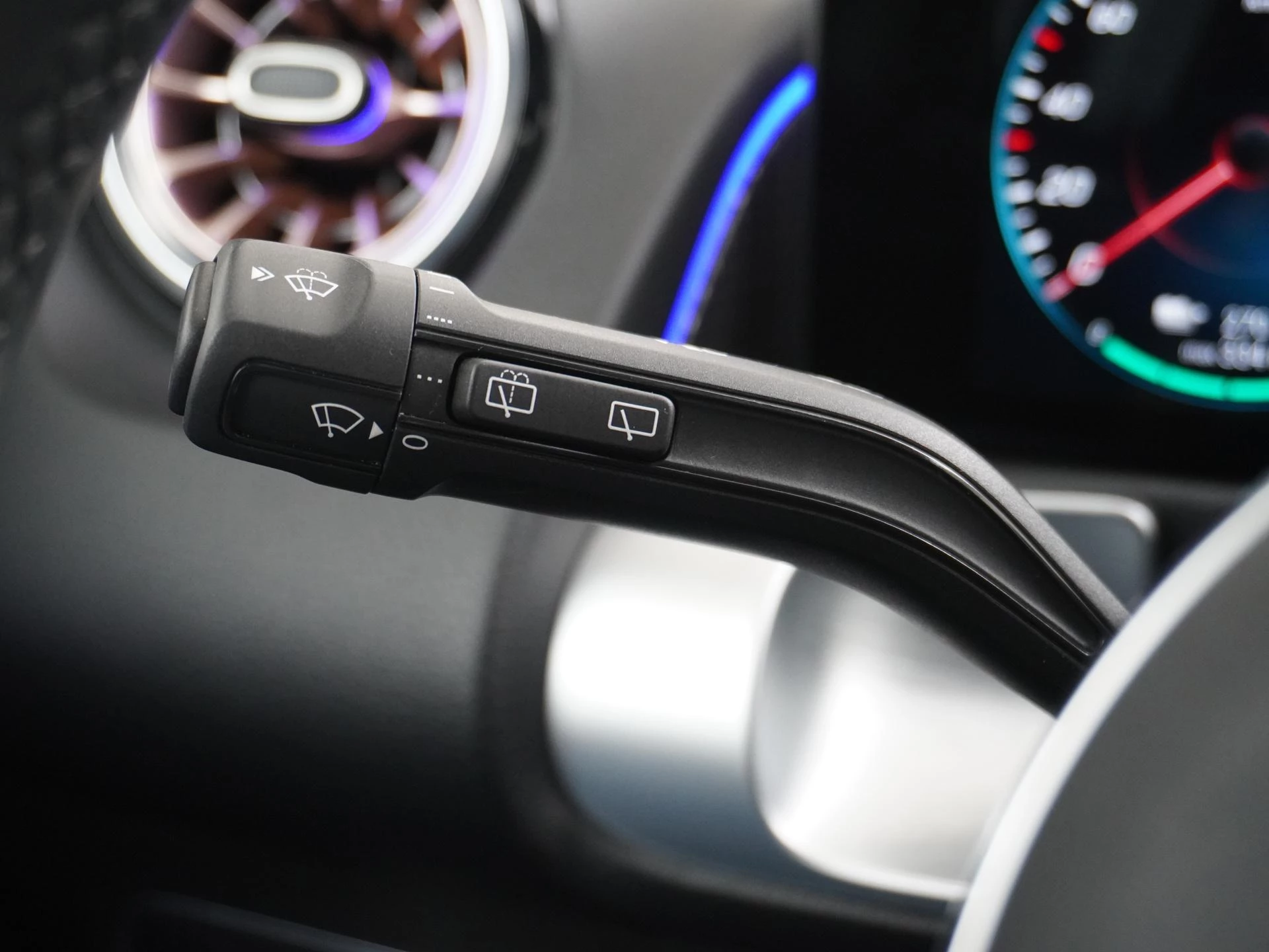 Hoofdafbeelding Mercedes-Benz EQB