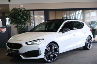 Hoofdafbeelding CUPRA Leon CUPRA Leon 1.4 e-Hybrid VZ 245PK Pano Led Navi Cam ACC Stoelverwarming