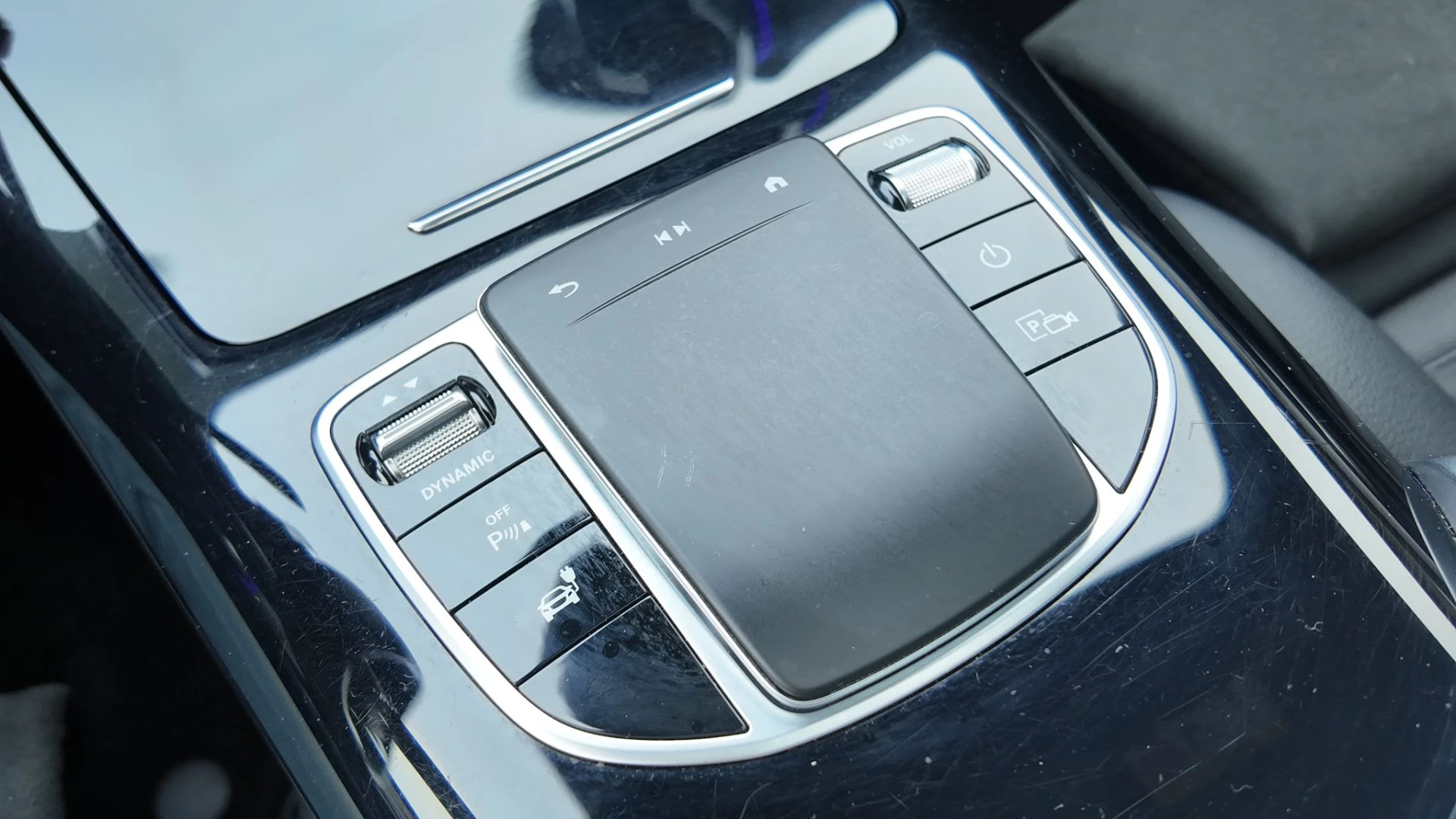 Hoofdafbeelding Mercedes-Benz EQC