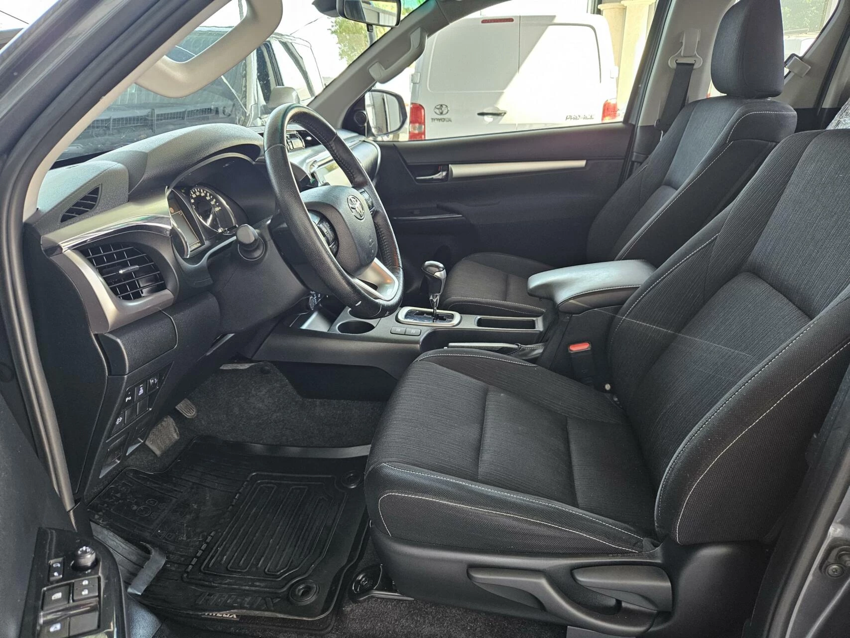 Hoofdafbeelding Toyota Hilux
