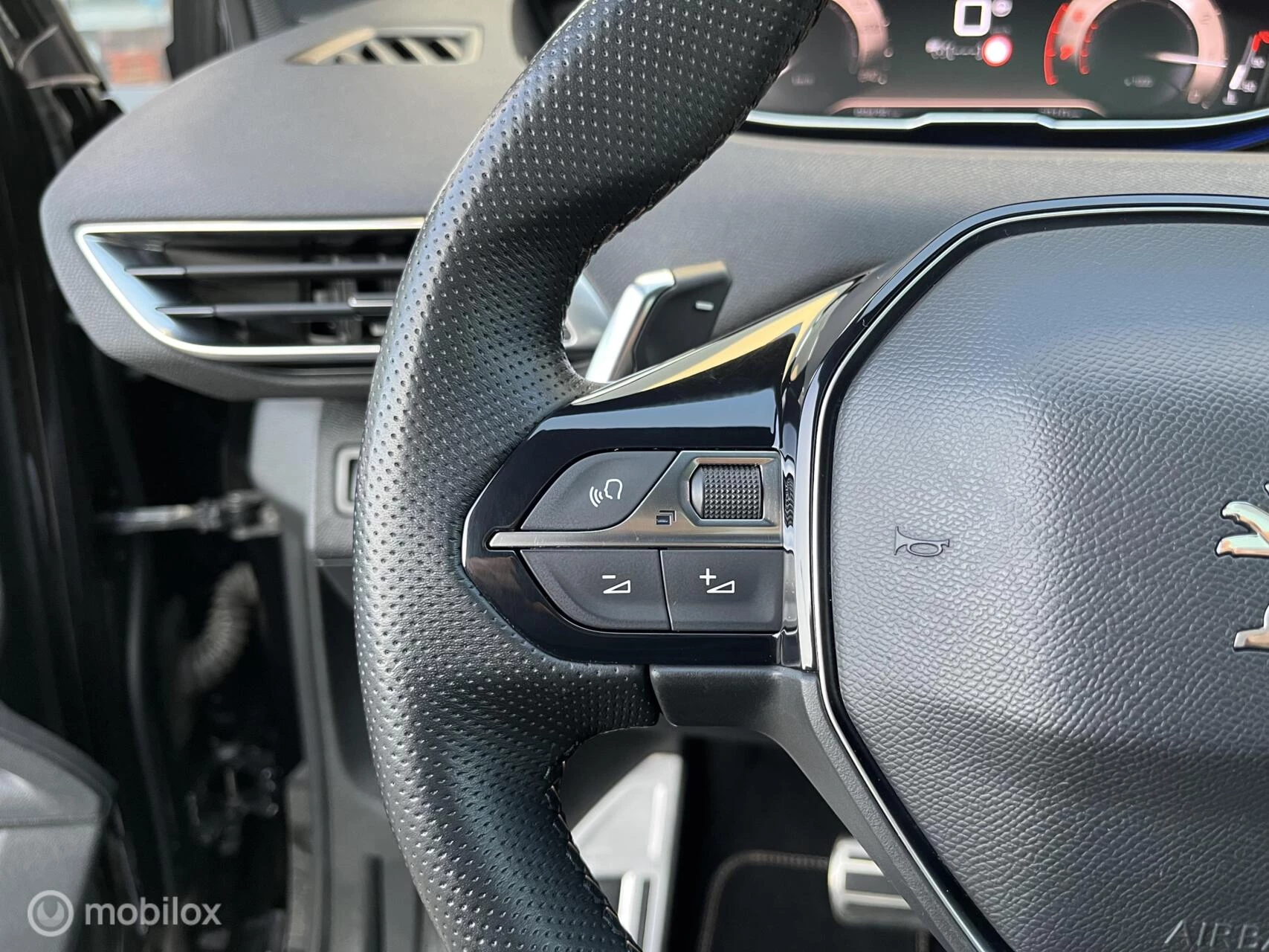 Hoofdafbeelding Peugeot 5008