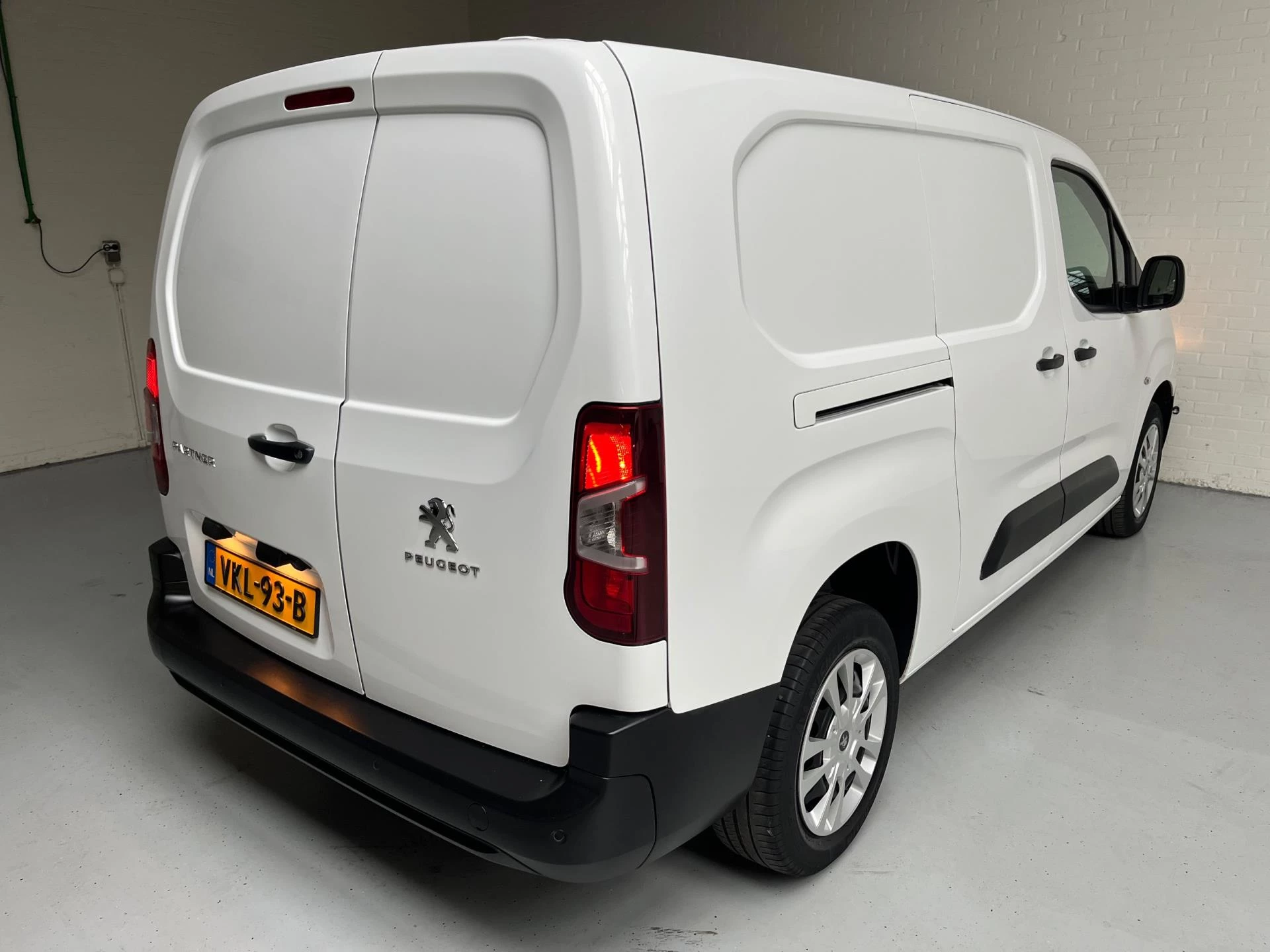 Hoofdafbeelding Peugeot Partner