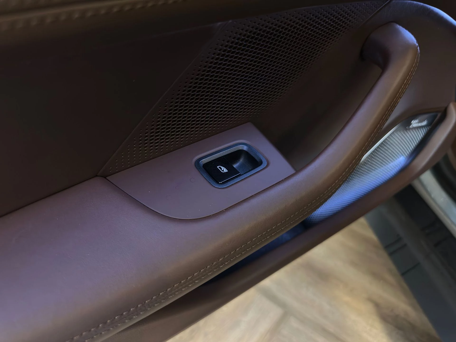 Hoofdafbeelding Porsche Taycan