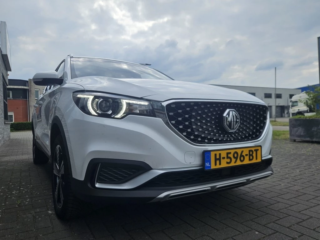 Hoofdafbeelding MG ZS