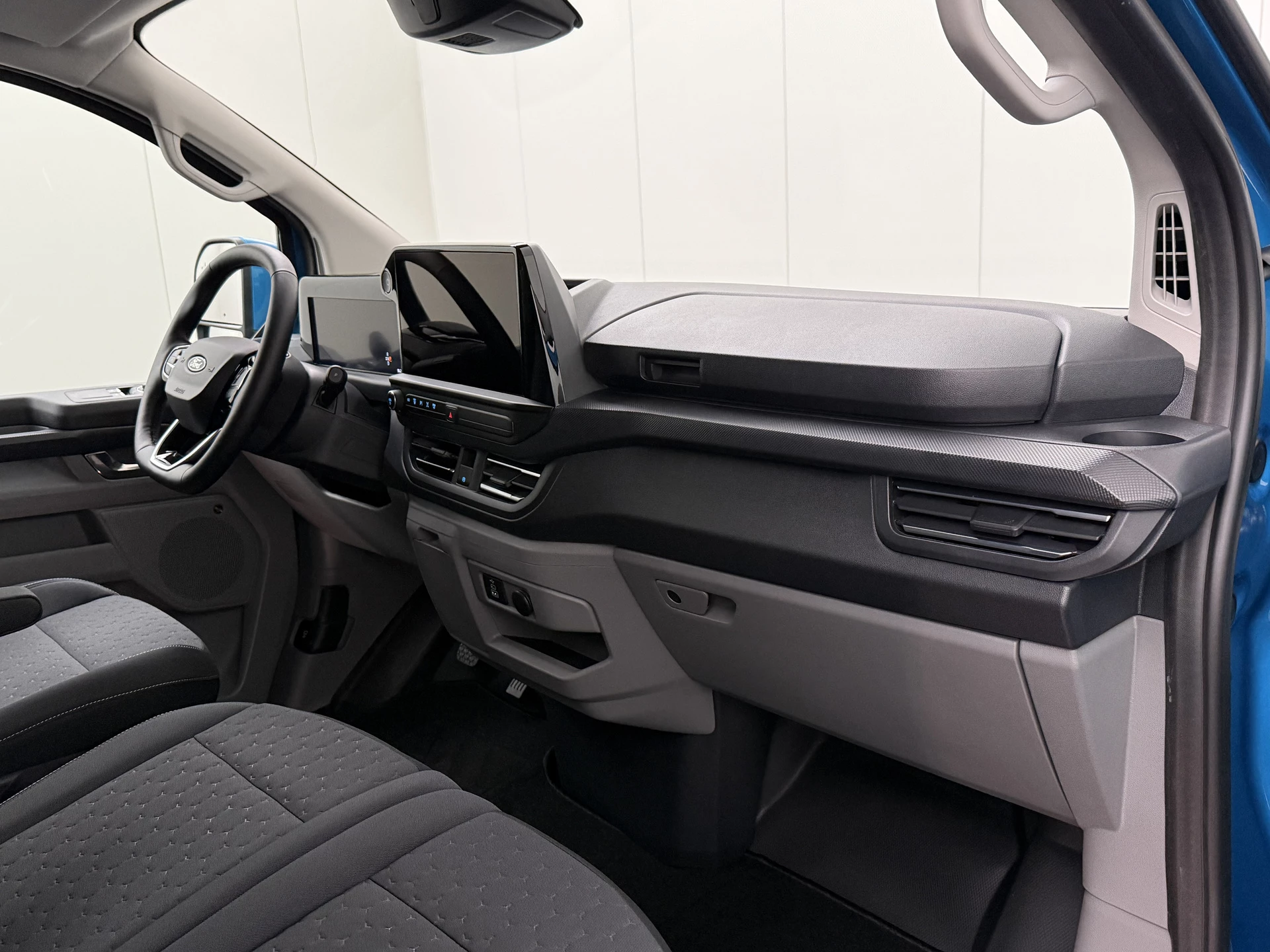 Hoofdafbeelding Ford E-Transit Custom