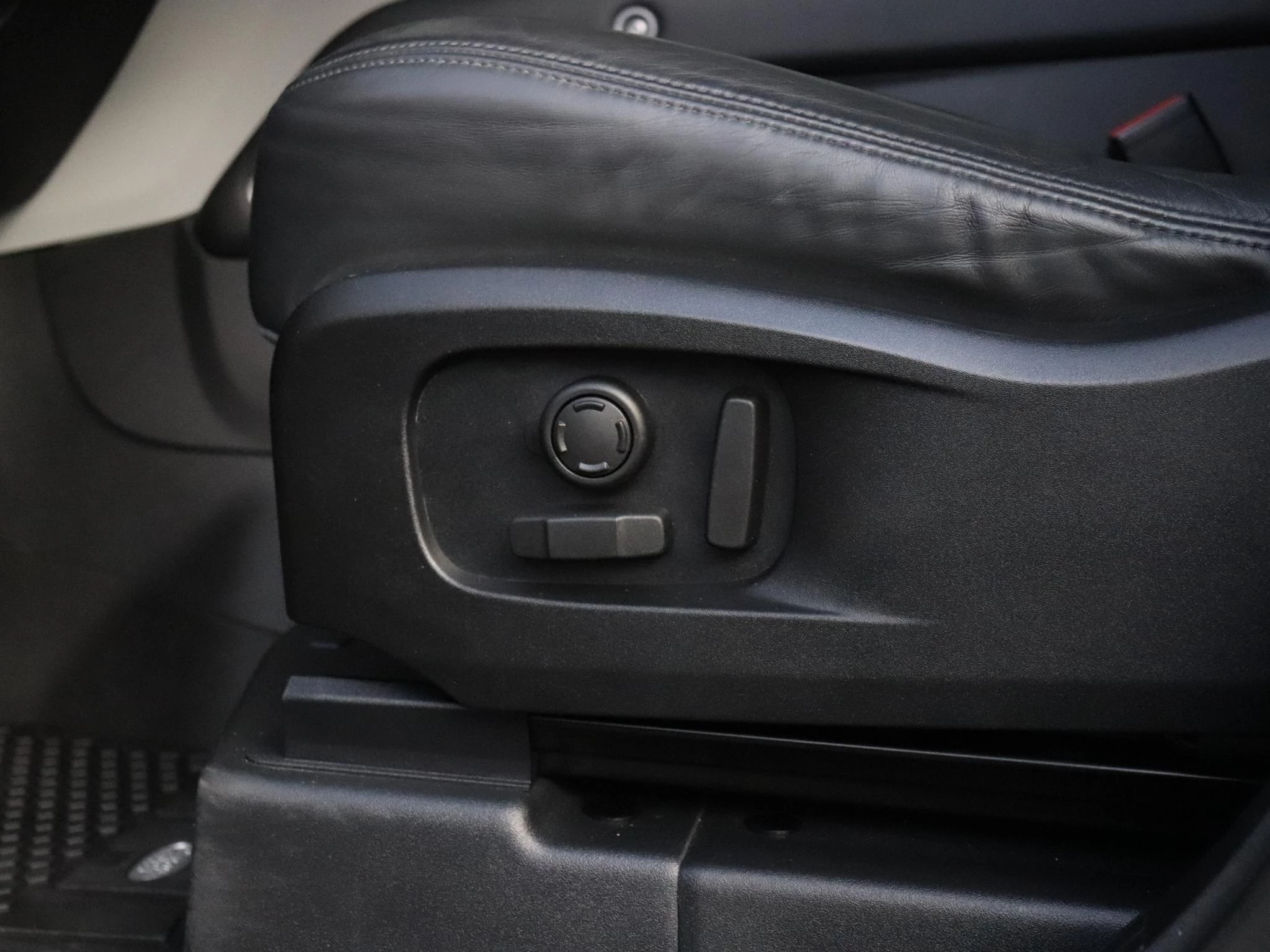 Hoofdafbeelding Land Rover Defender